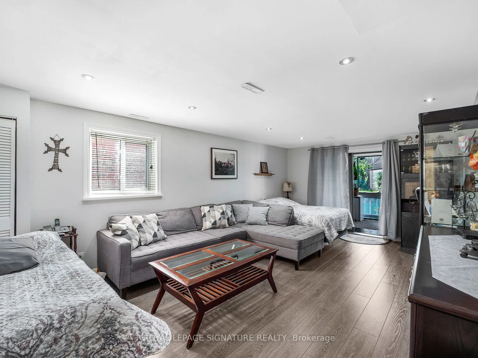 77 Heaslip Terrace