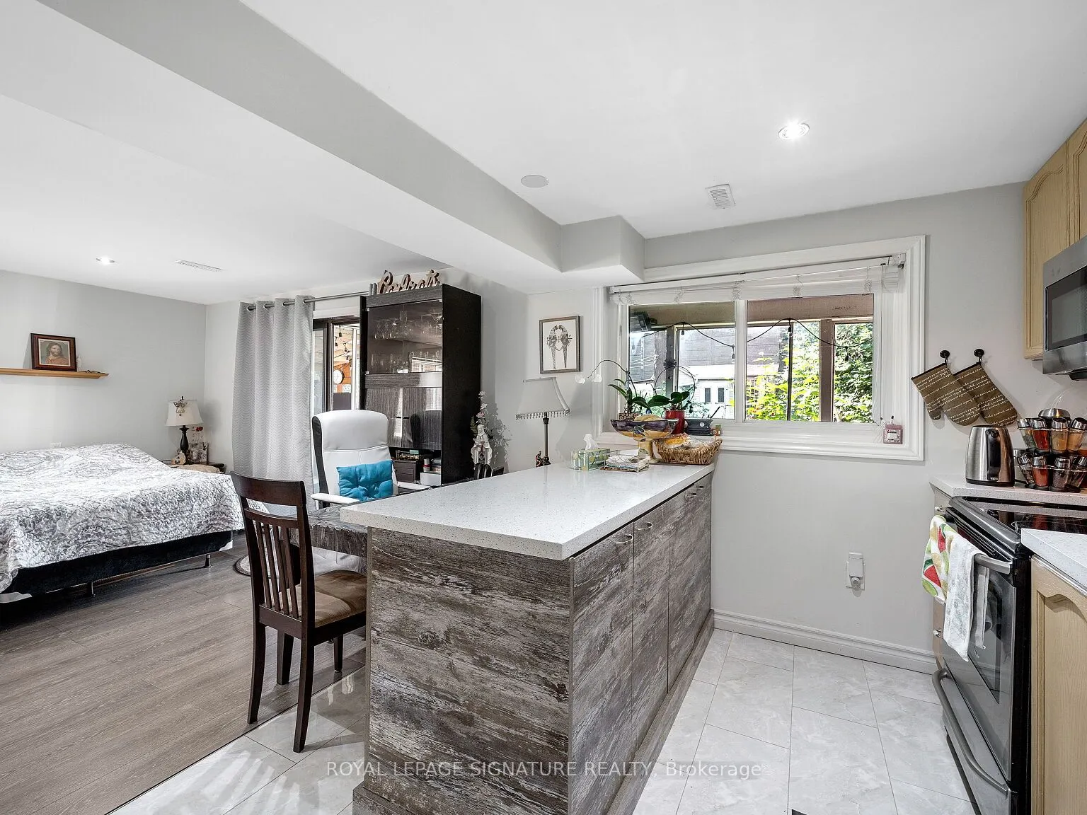 77 Heaslip Terrace