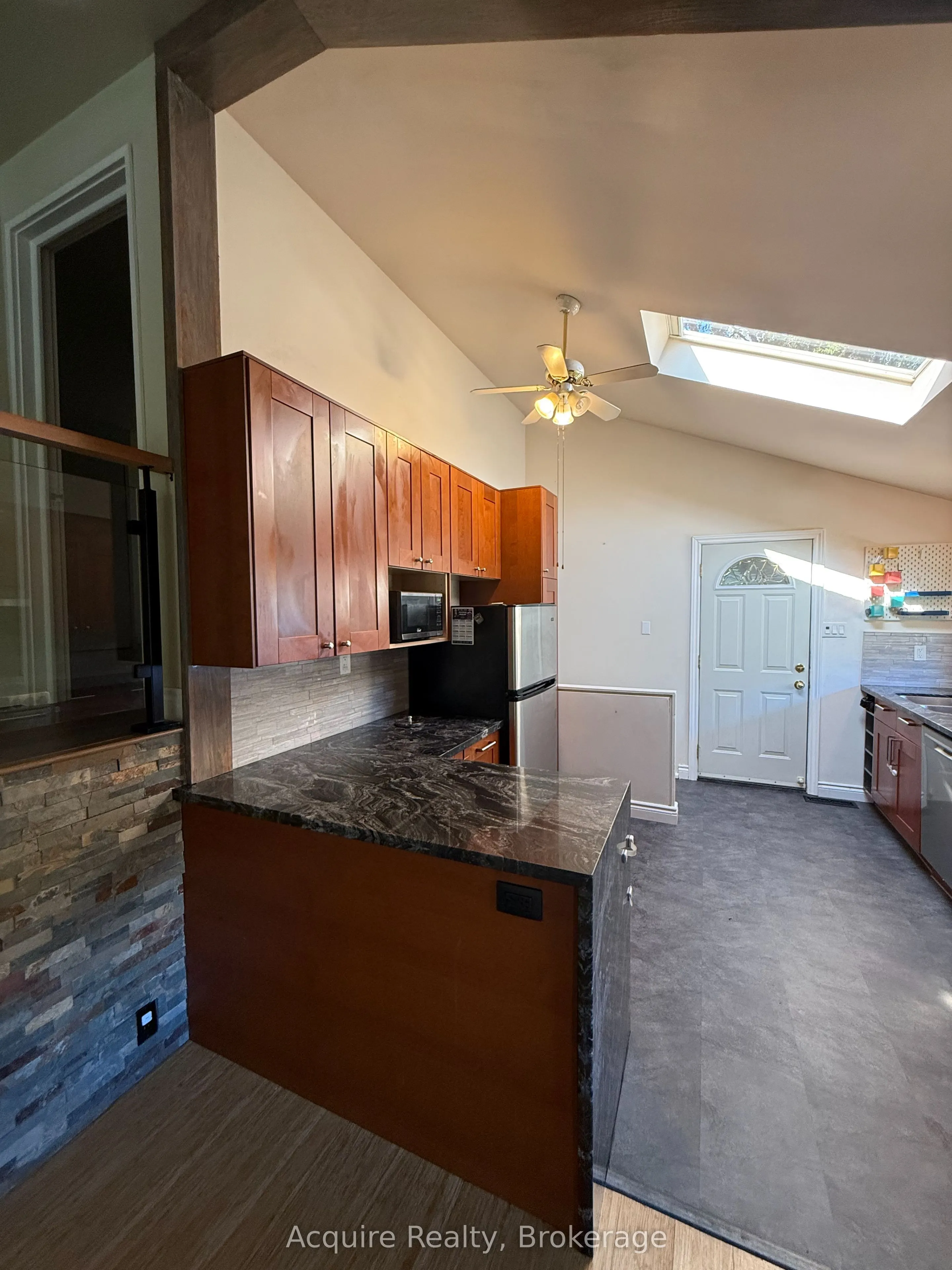 256 Birkdale Road