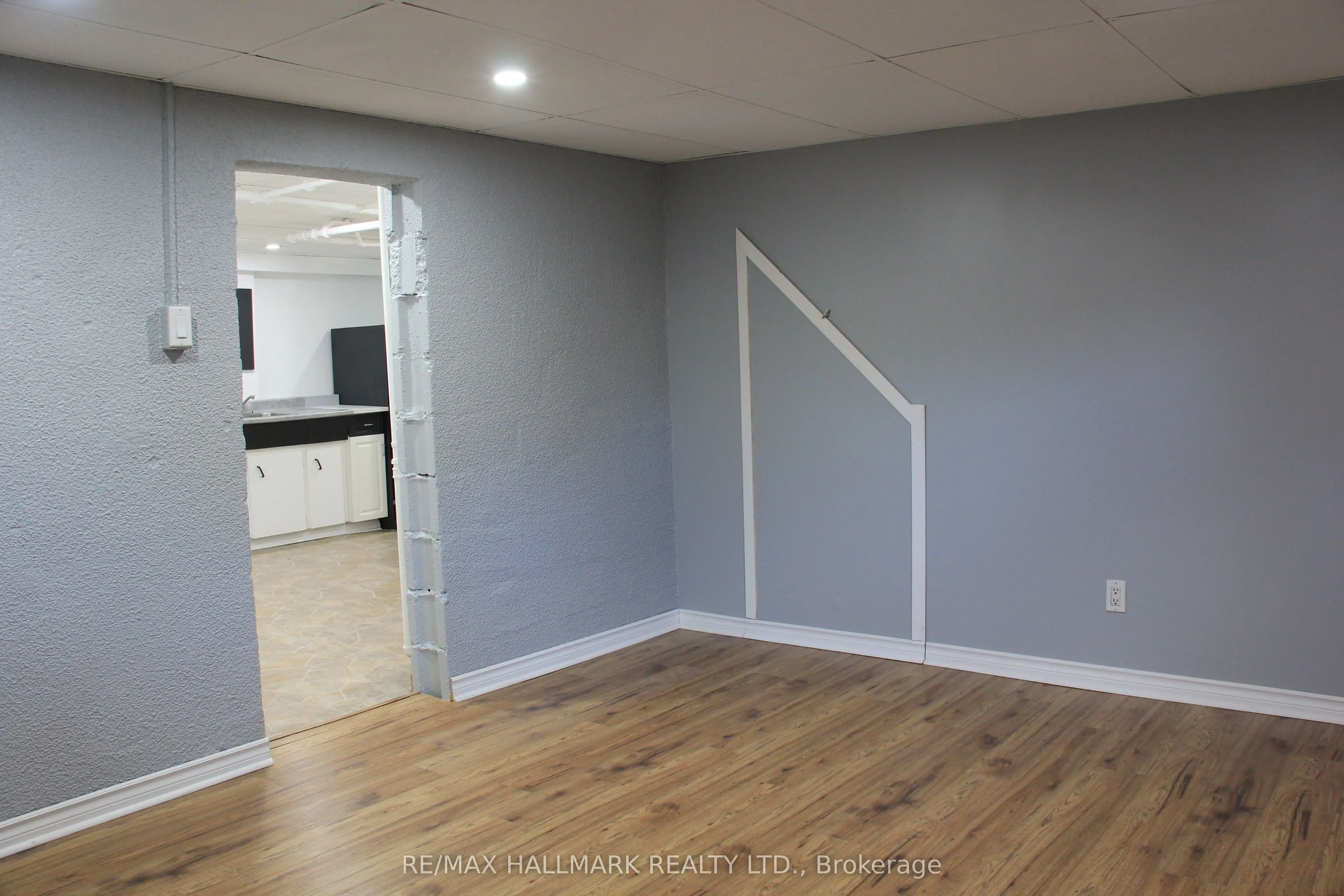 17 Mystic Avenue, #Lower