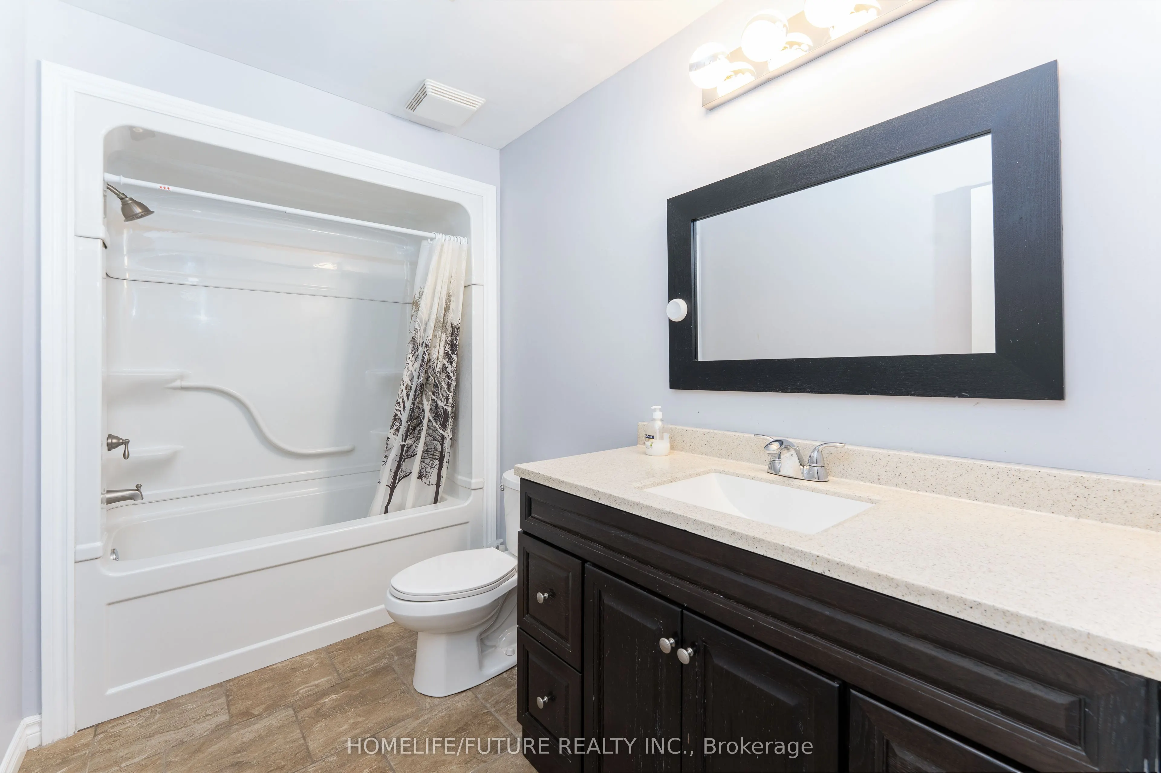1215 King Street E, #Main