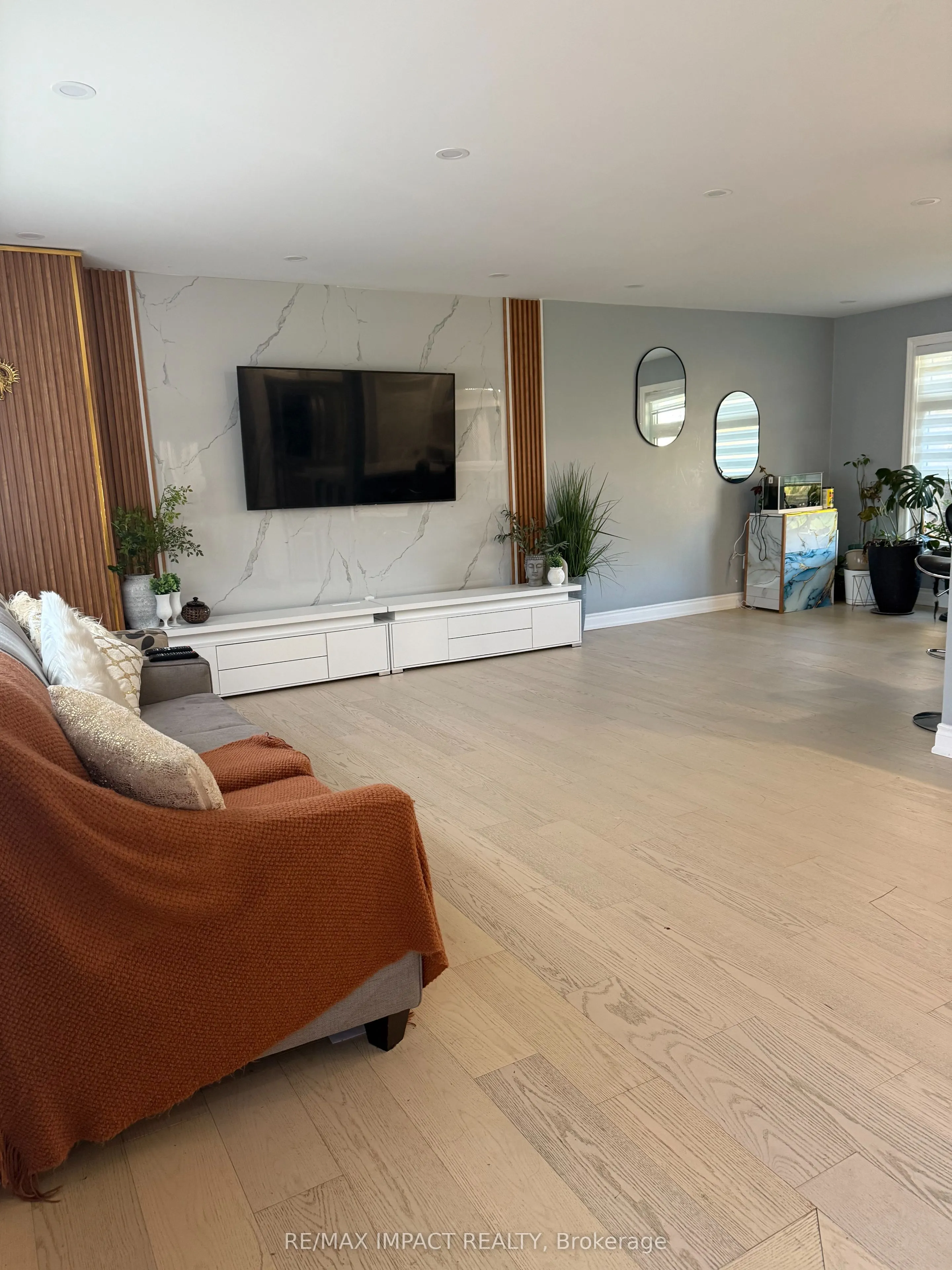 4024 Durham Regional Highway, #2
