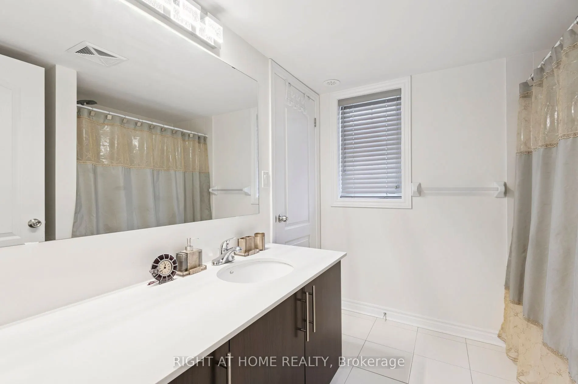 1255 Bridletowne Circle, #14