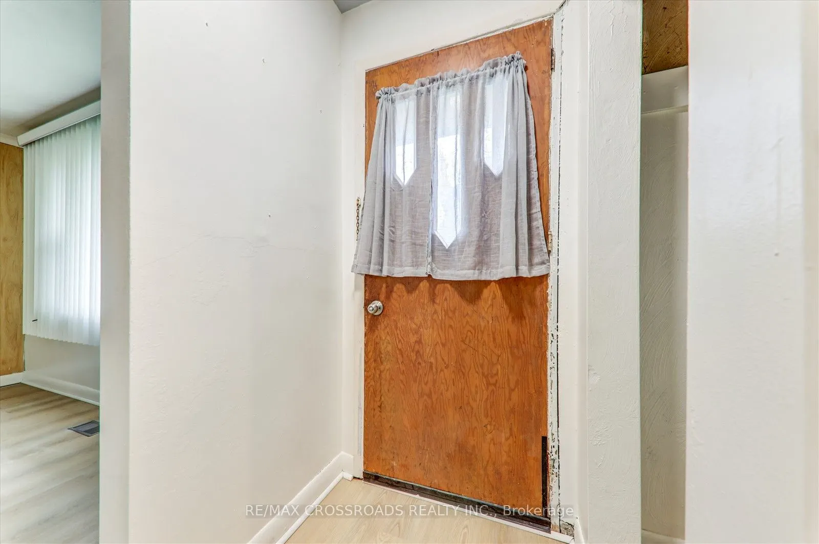 9 Euclid Avenue