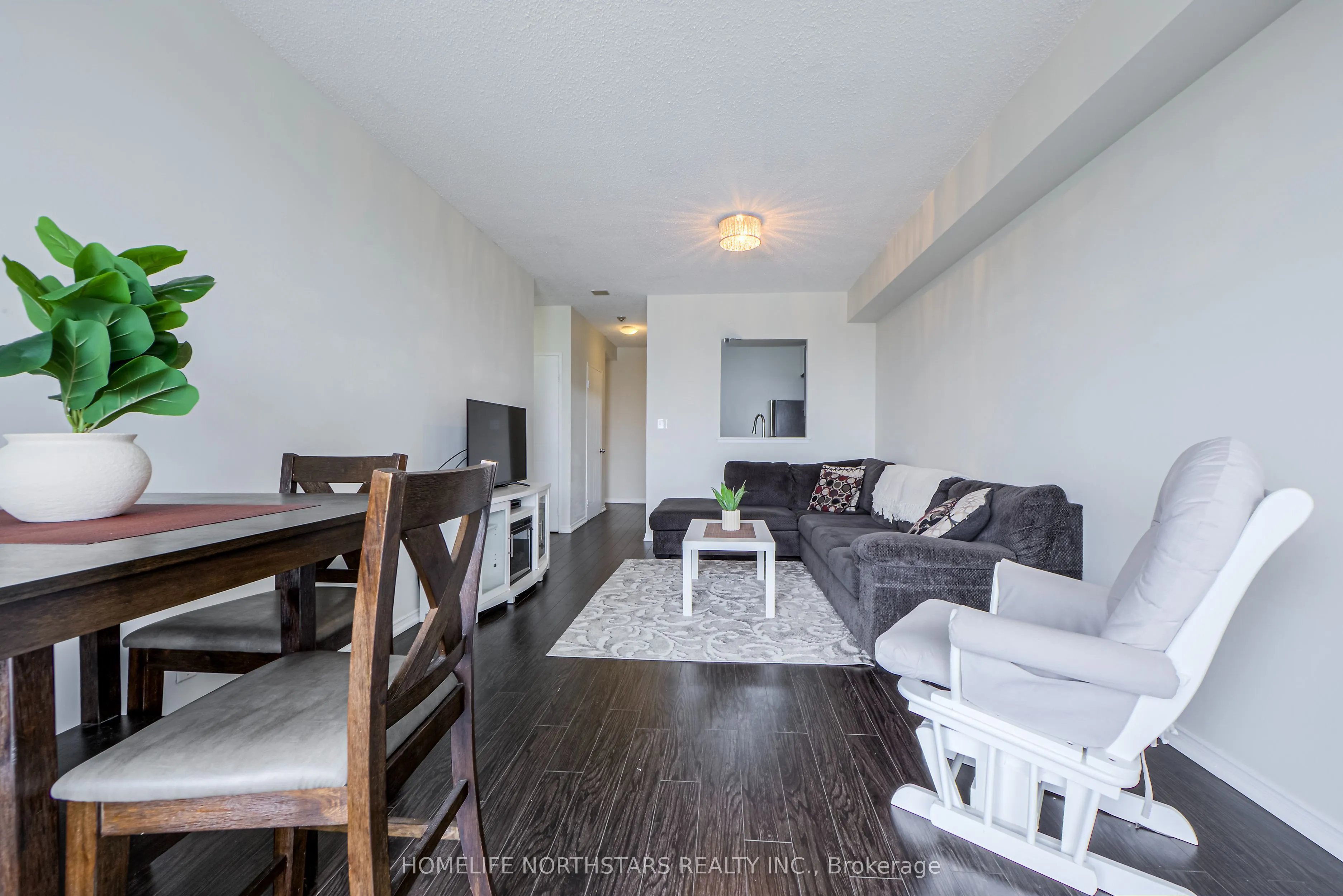 400 Mclevin Avenue, #1001