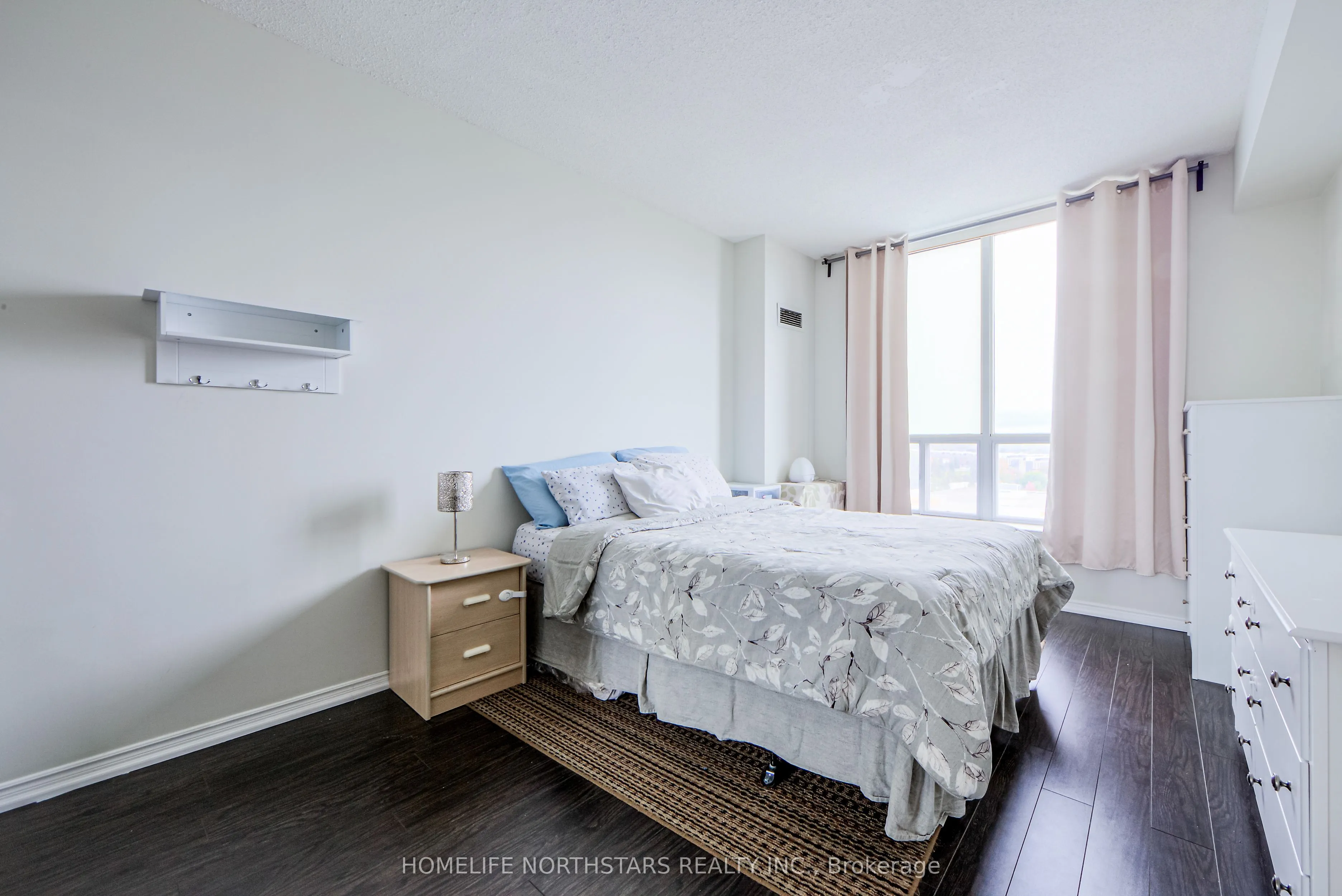 400 Mclevin Avenue, #1001