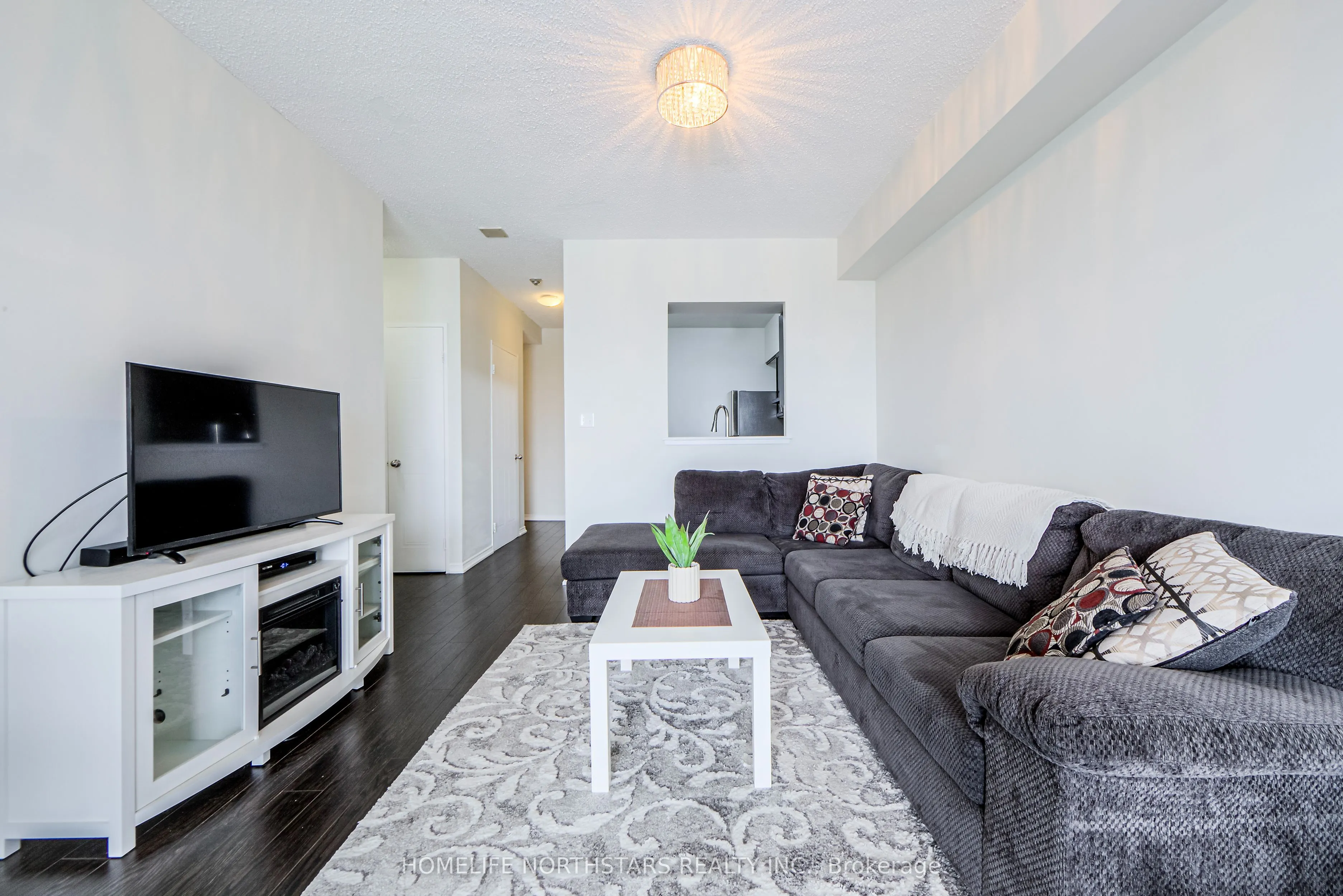 400 Mclevin Avenue, #1001