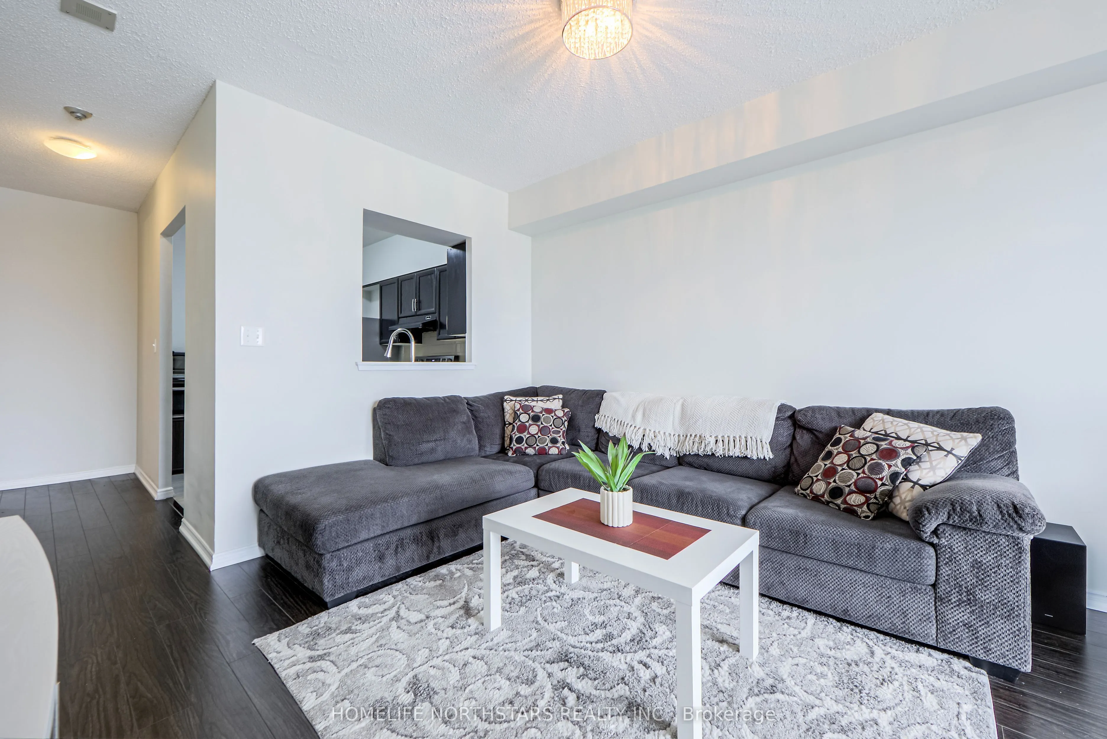 400 Mclevin Avenue, #1001