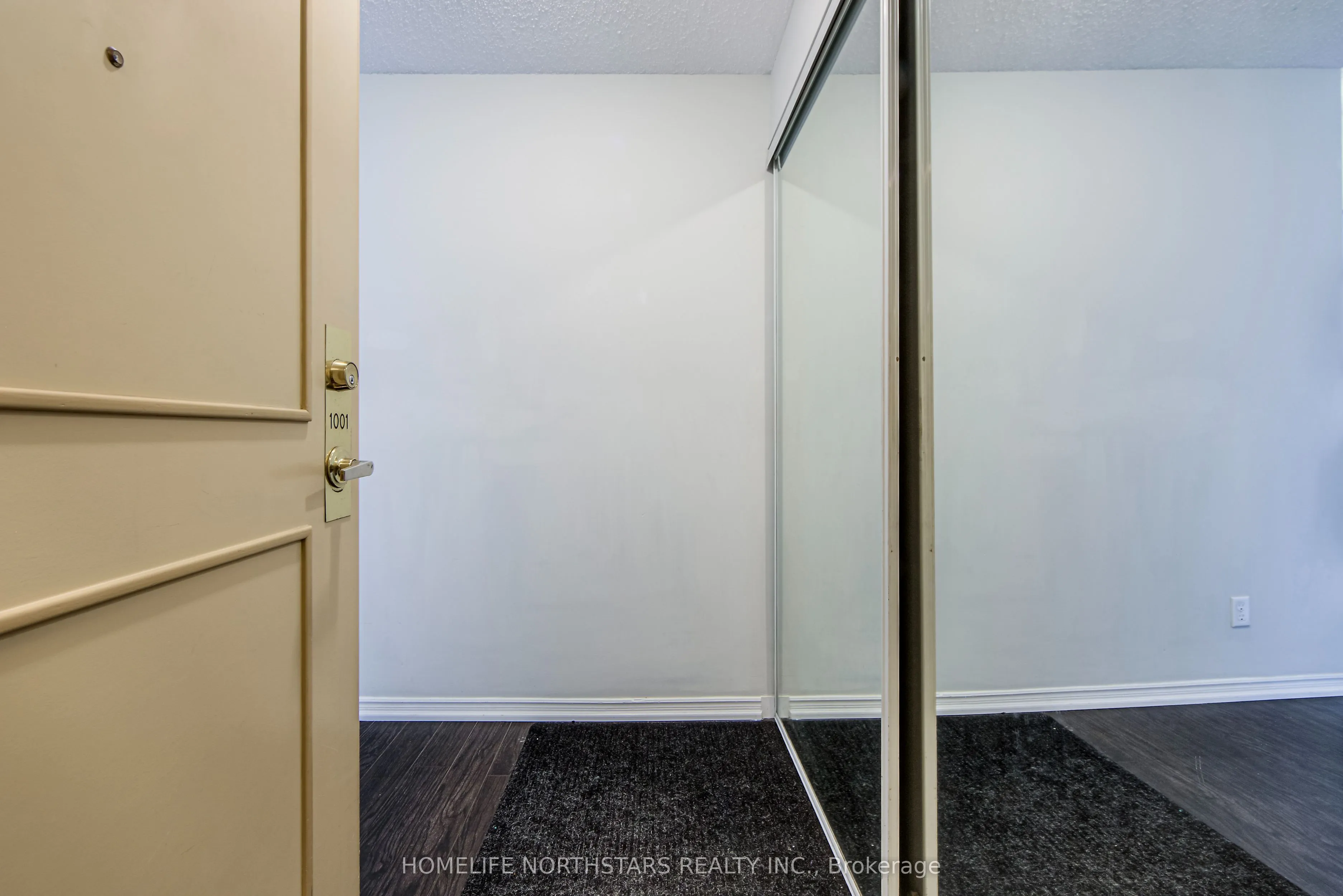 400 Mclevin Avenue, #1001