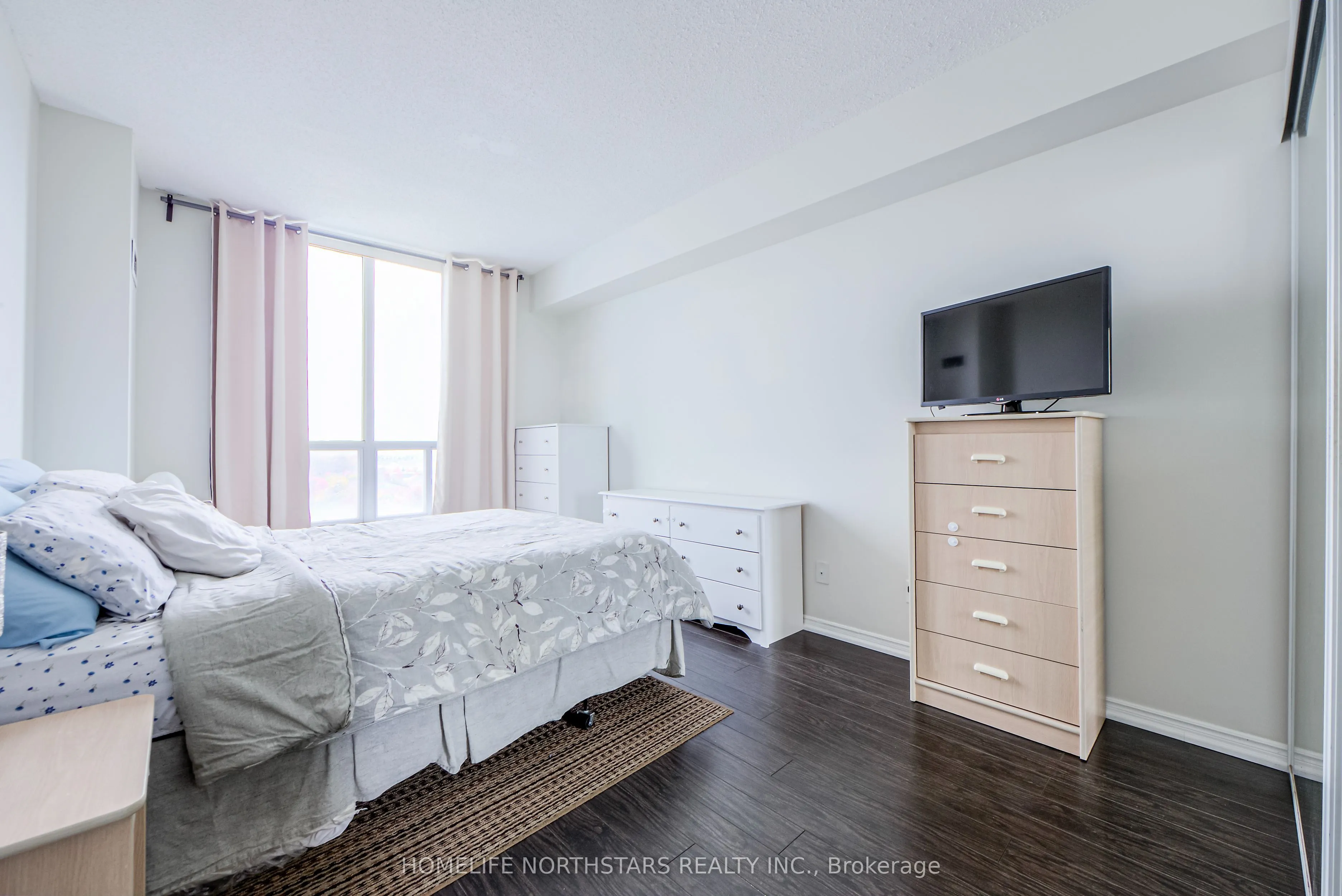 400 Mclevin Avenue, #1001