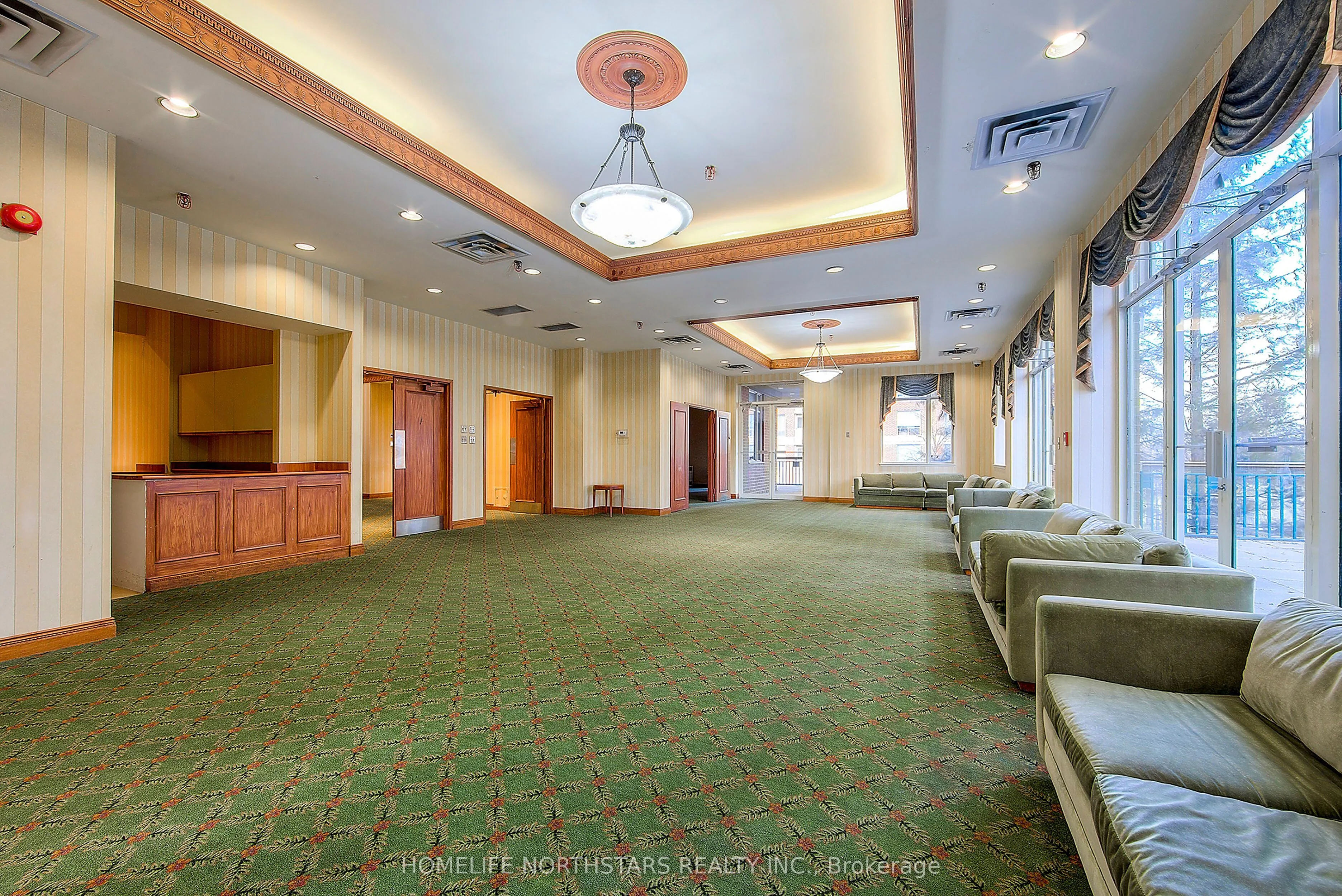 400 Mclevin Avenue, #1001