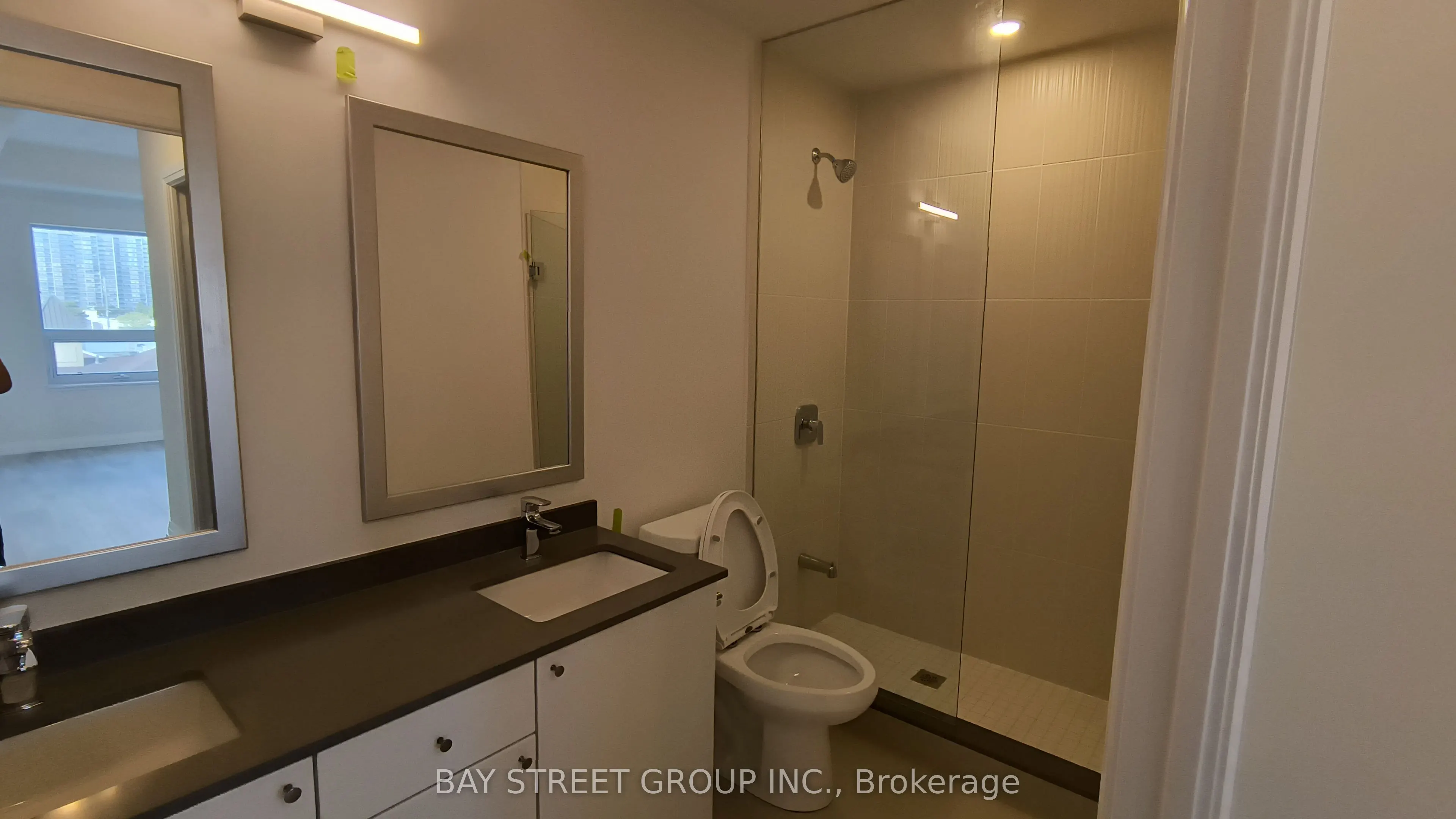 3270 Sheppard Avenue E, #422
