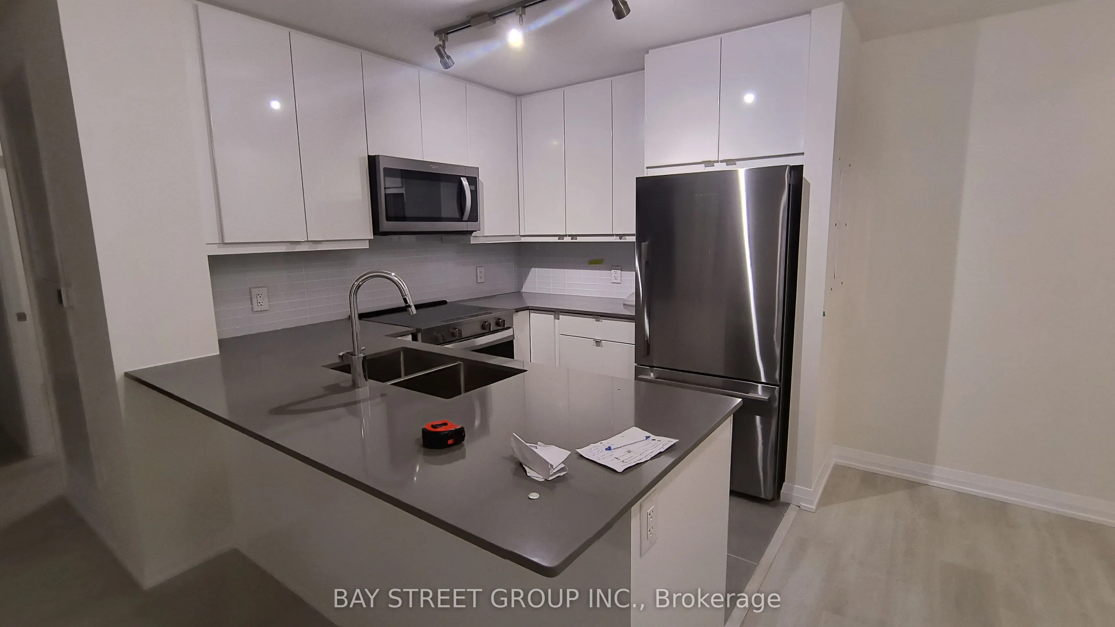 3270 Sheppard Avenue E, #422