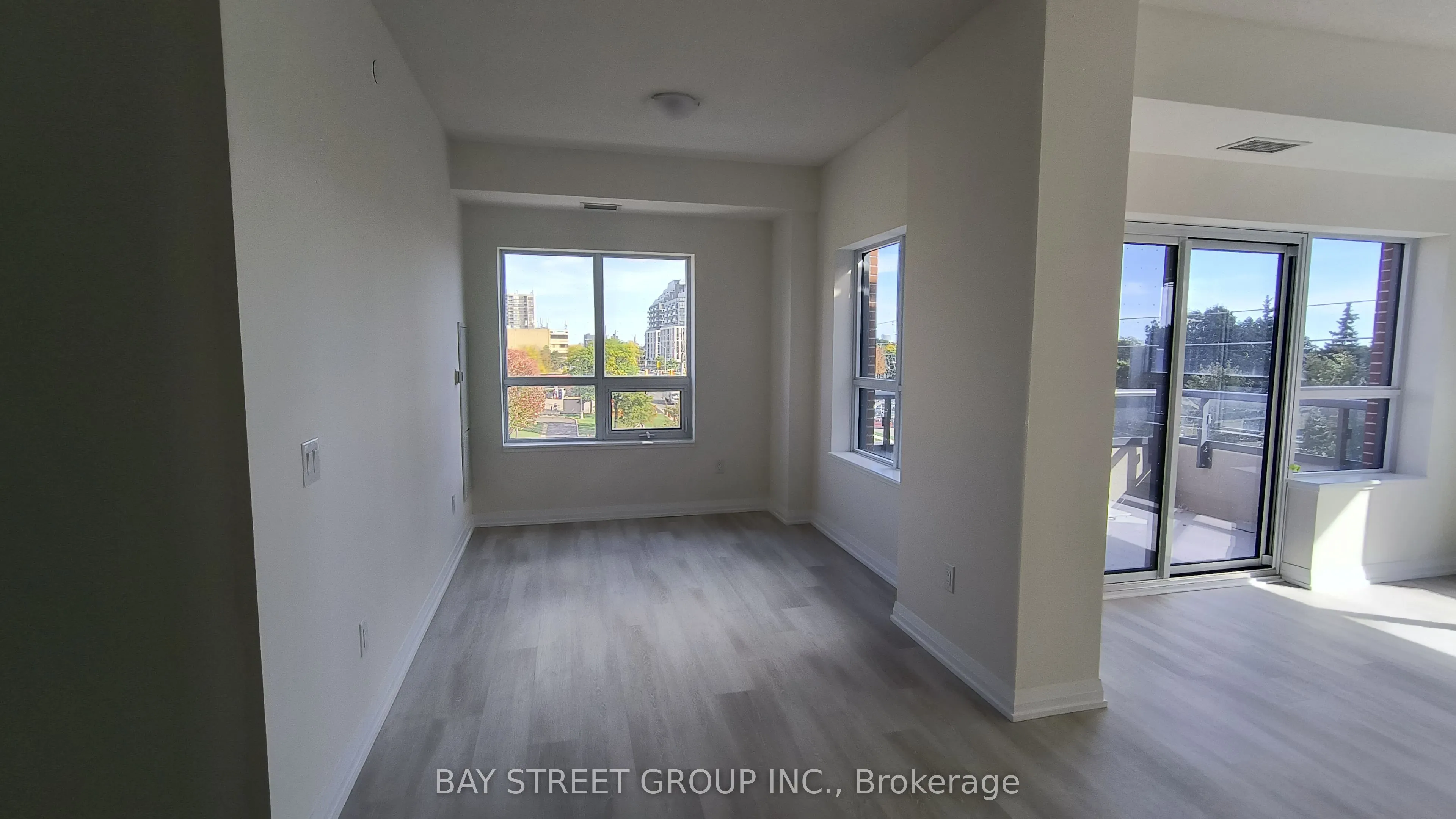 3270 Sheppard Avenue E, #422