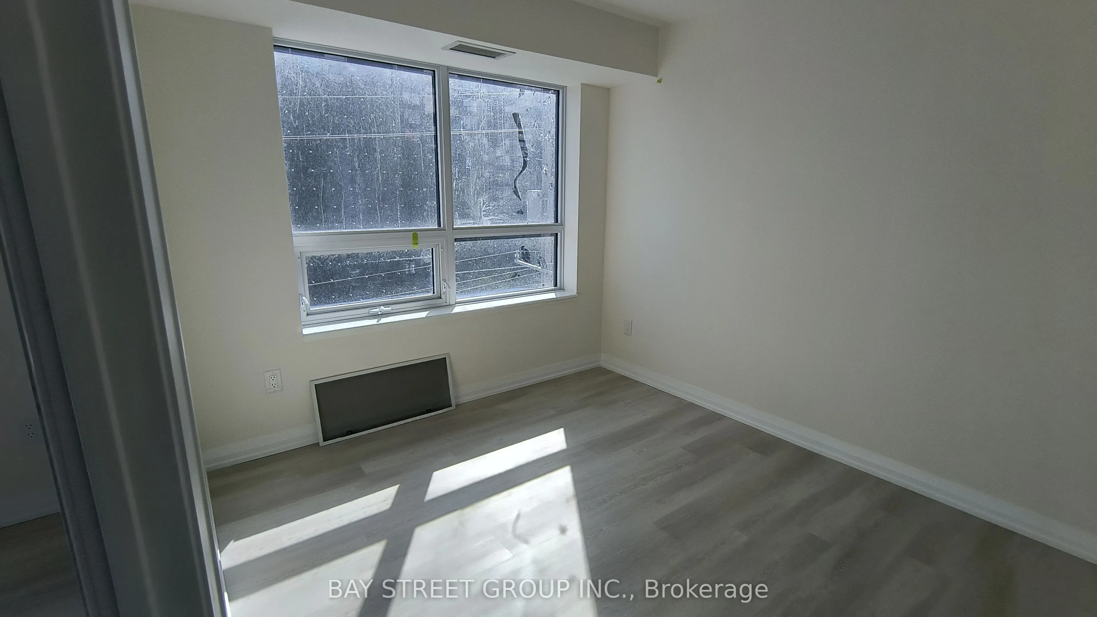 3270 Sheppard Avenue E, #422