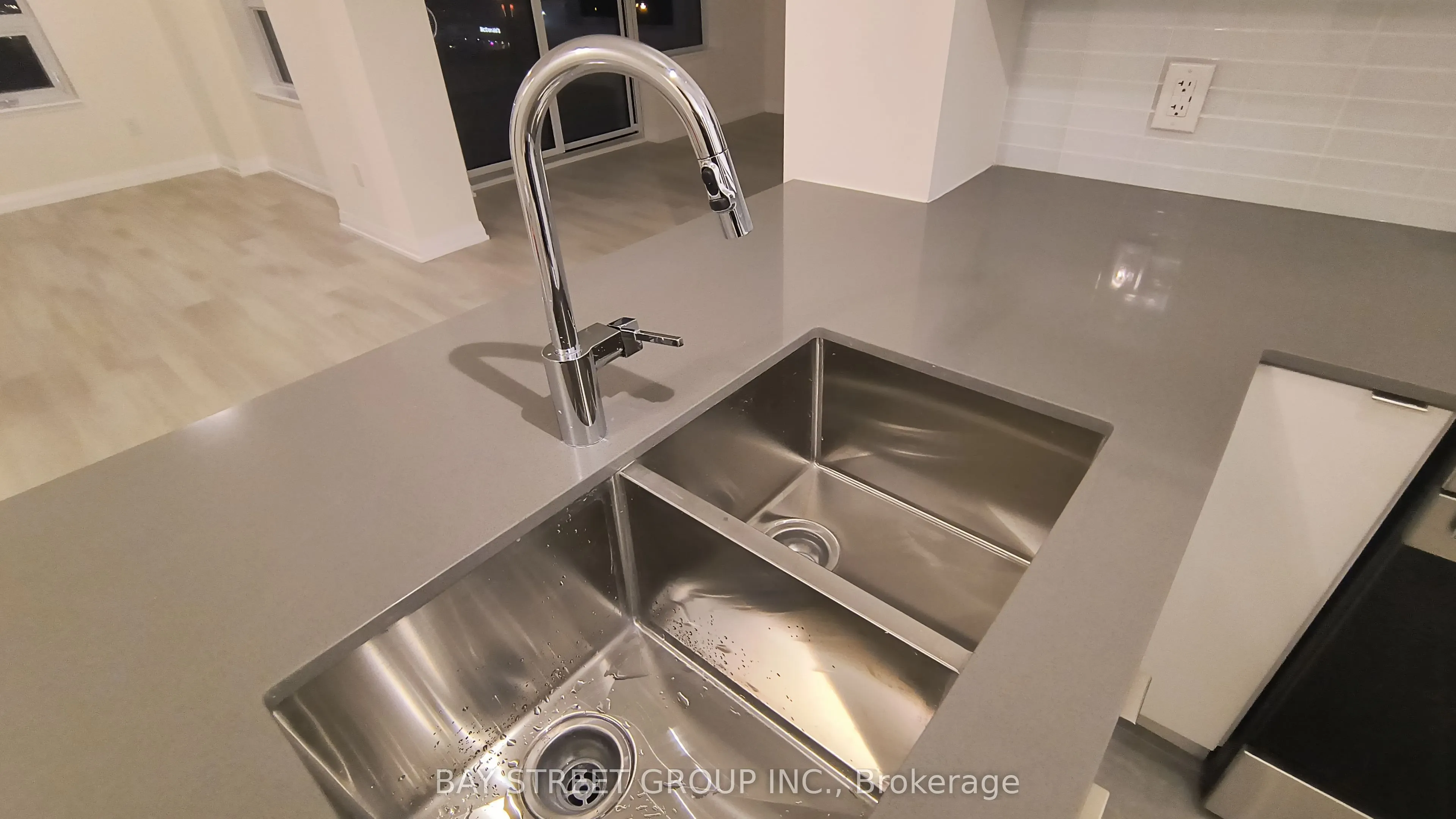 3270 Sheppard Avenue E, #422