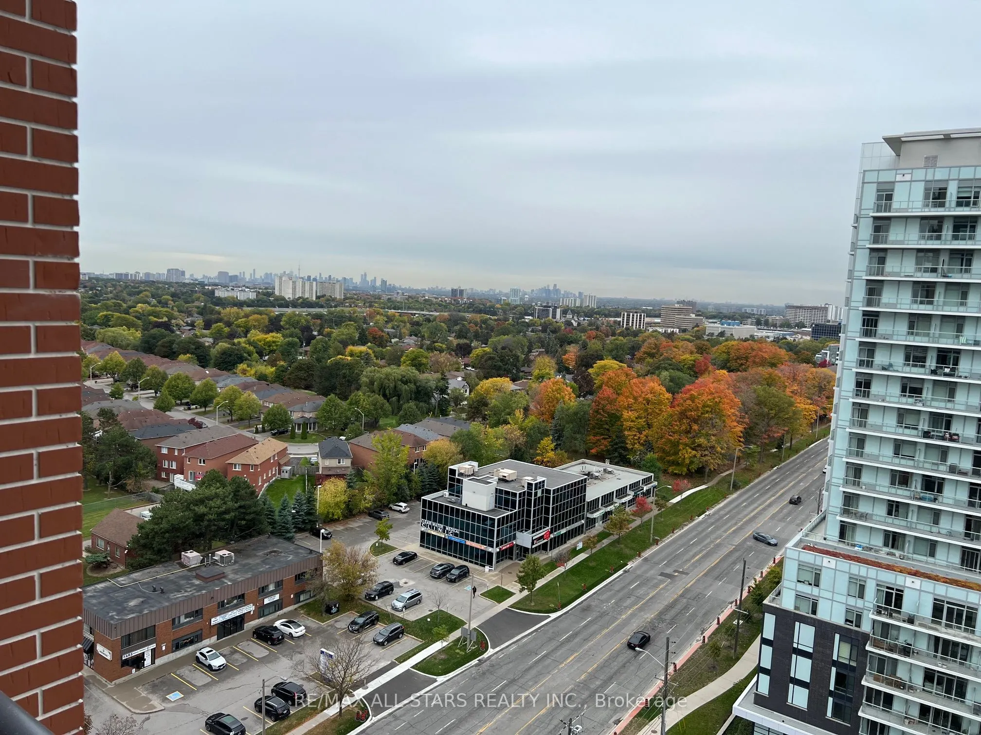 3260 Sheppard Avenue E, #1610