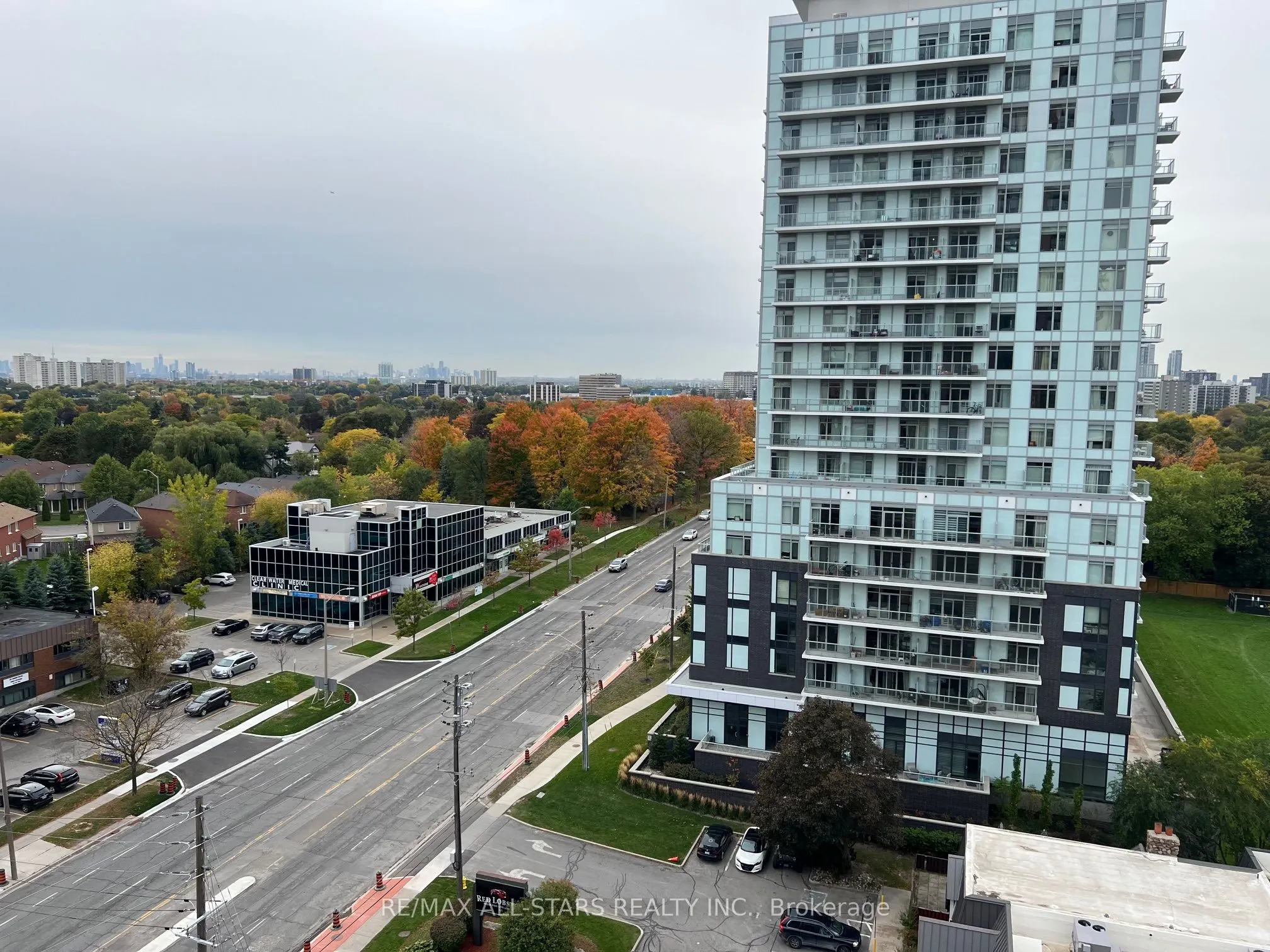3260 Sheppard Avenue E, #1101