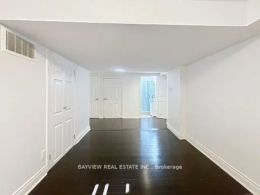 37 Princeway Drive S