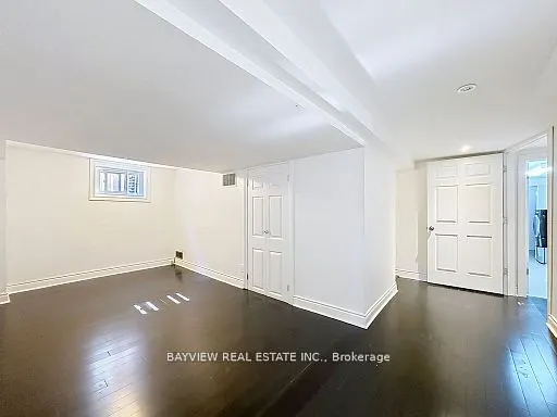 37 Princeway Drive S