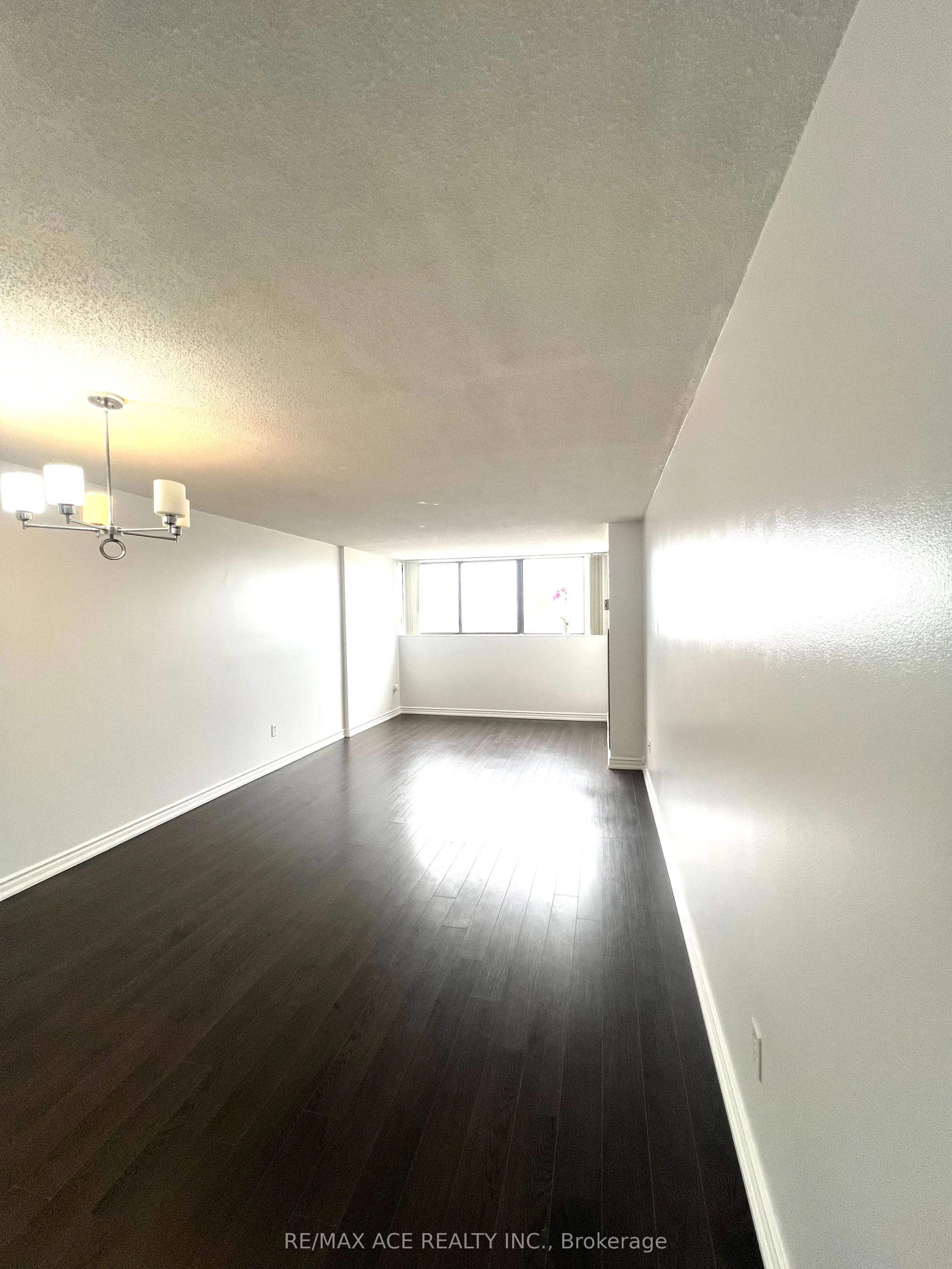 10 Tapscott Road, #1104
