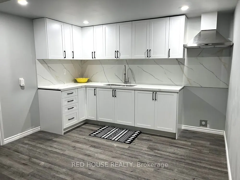 4 Brennan Road, #Room 2