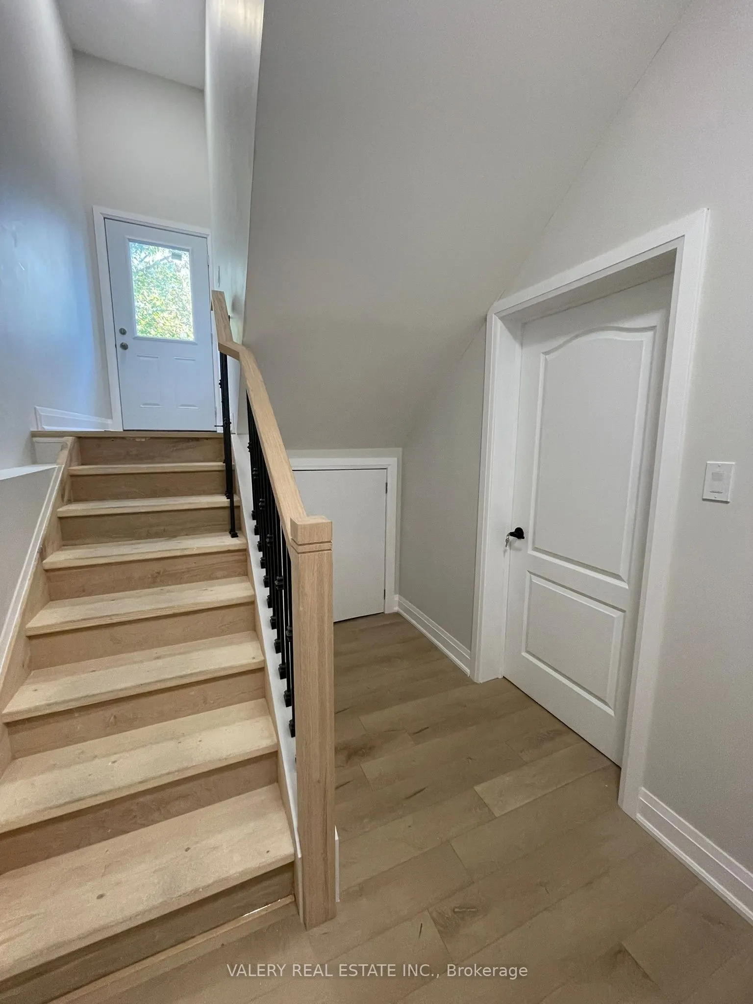 1119 King Street, #LOWER