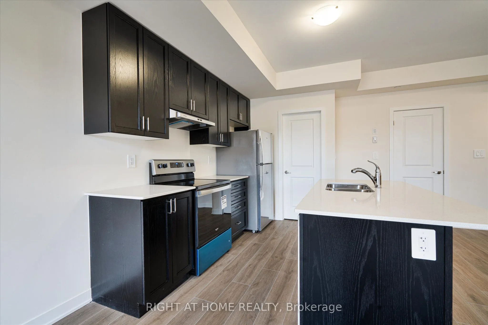 755 Omega Drive, #305