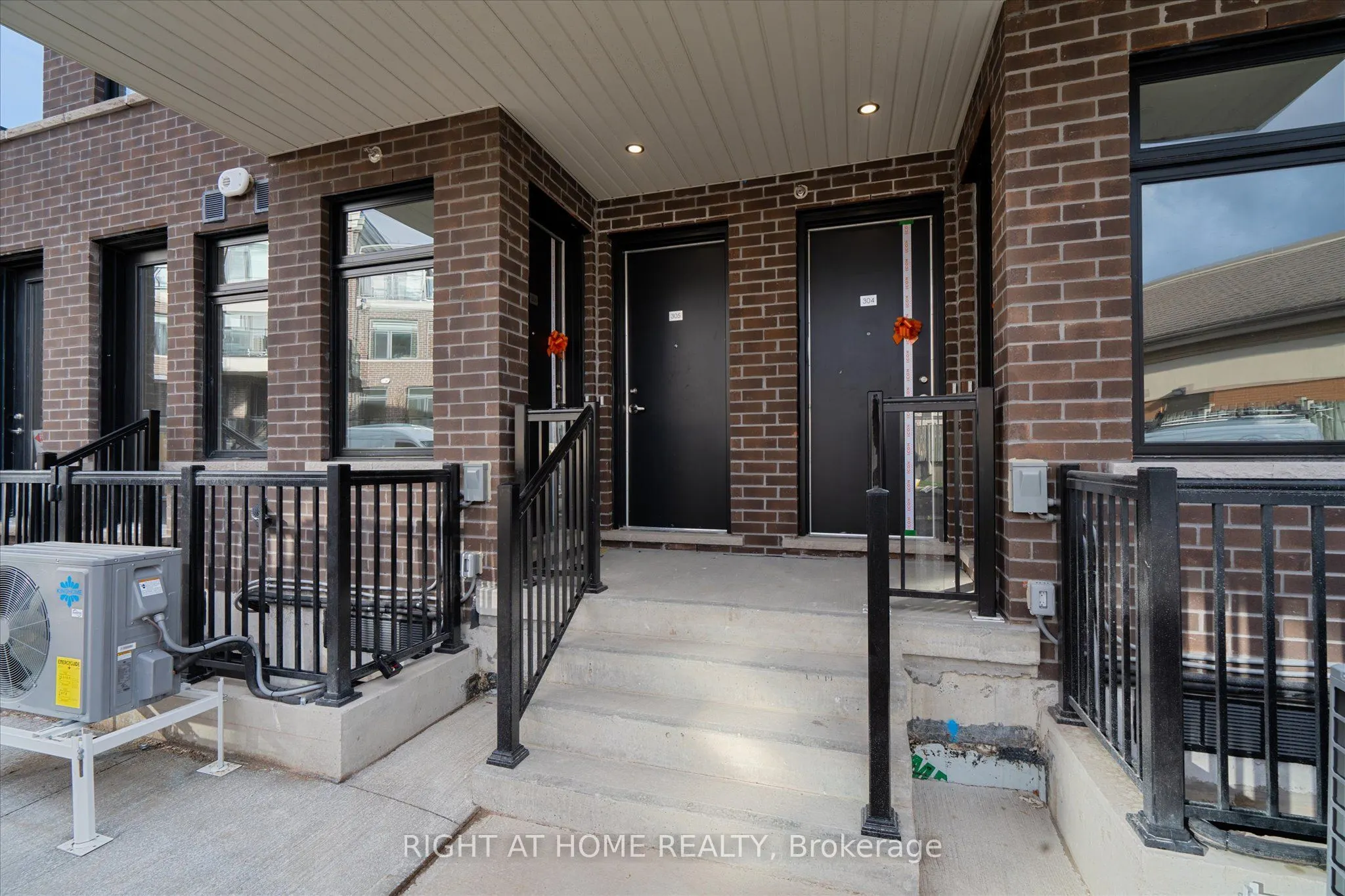 755 Omega Drive, #305