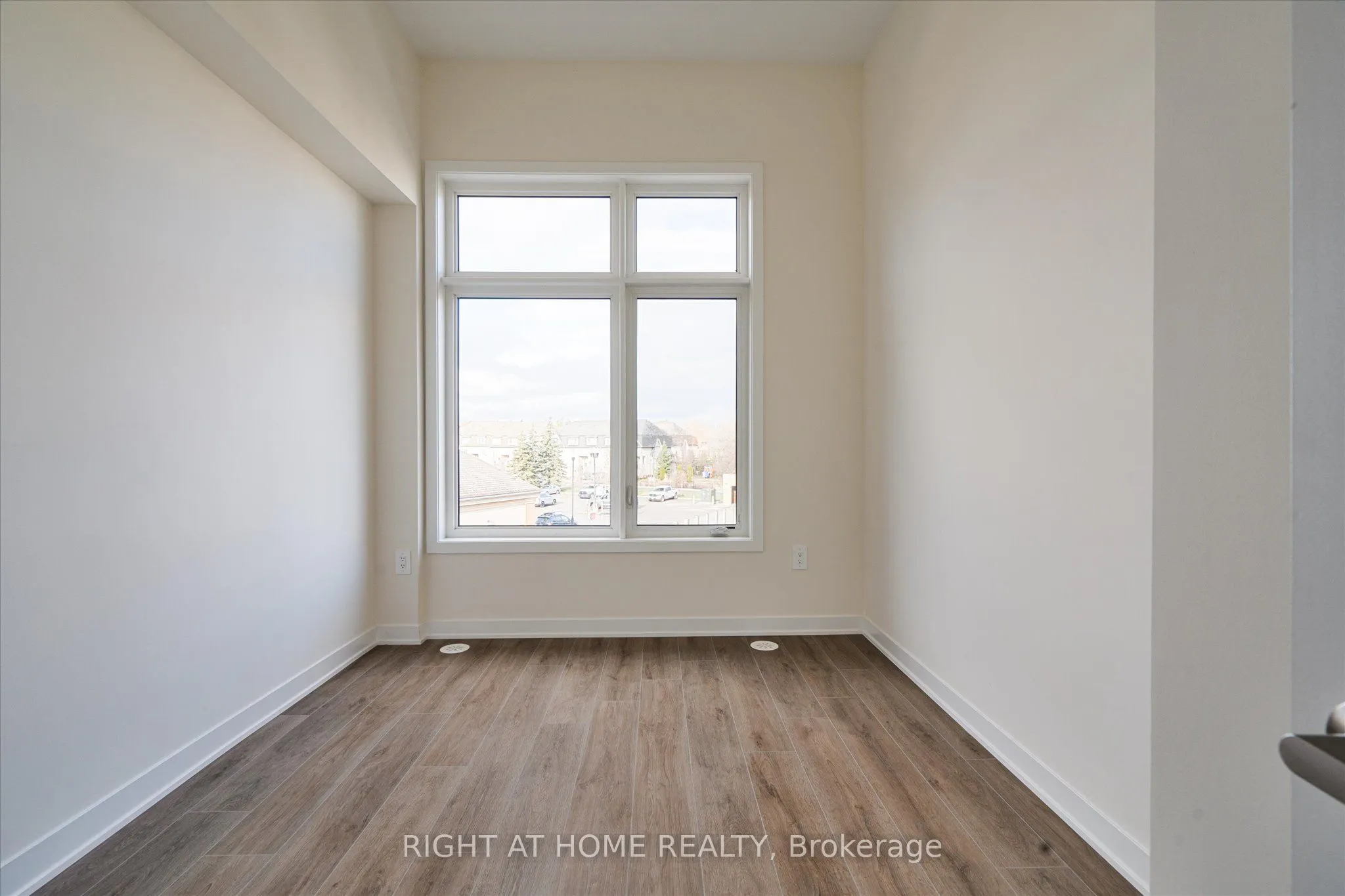 755 Omega Drive, #305