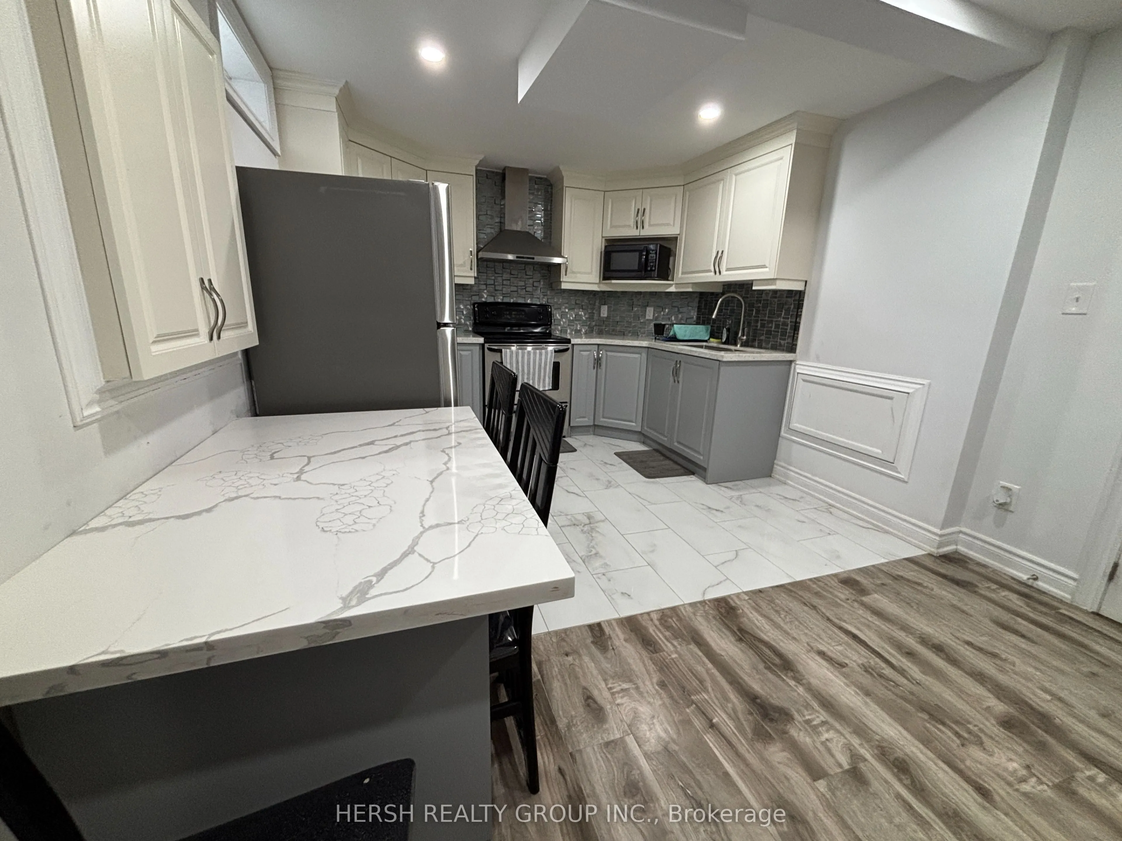 16 Antelope Drive, #basement