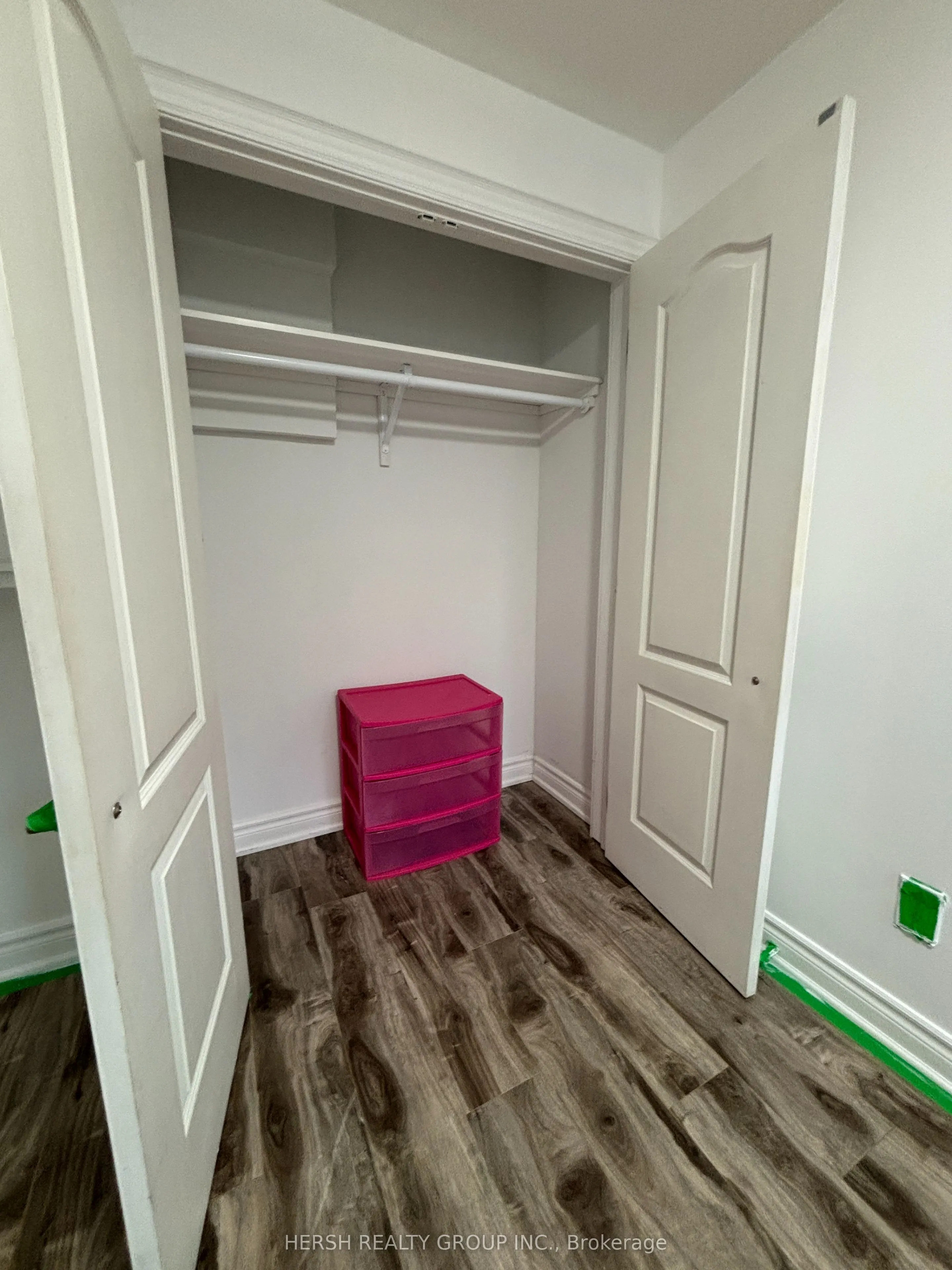 16 Antelope Drive, #basement