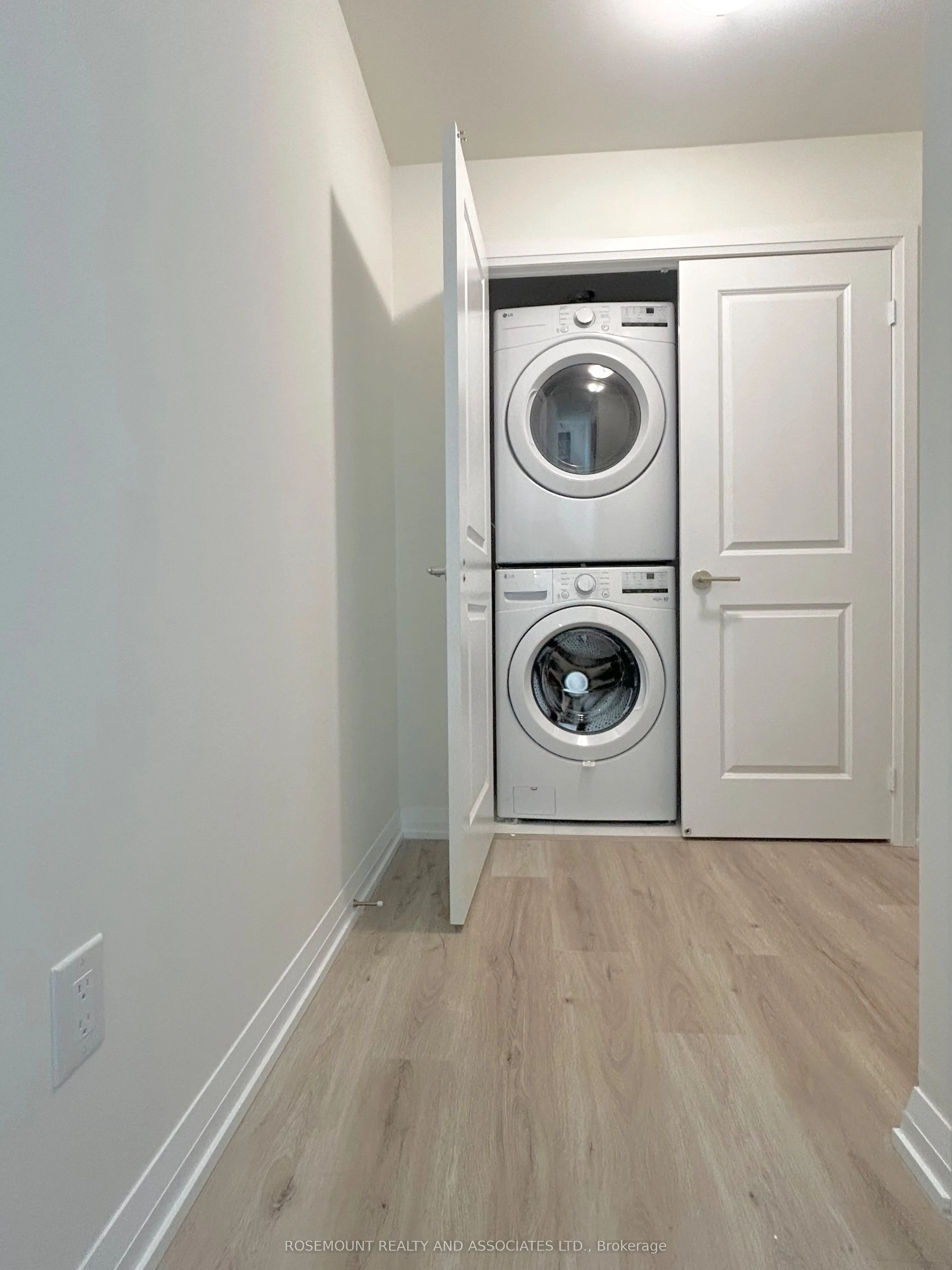 3260 Sheppard Avenue E, #1524