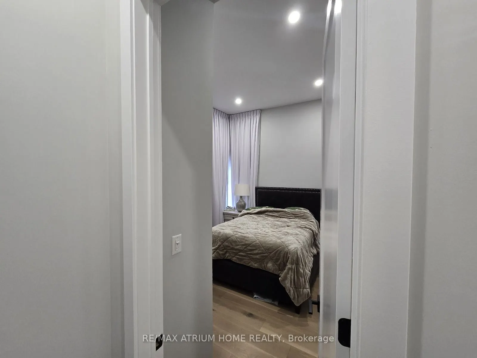 5 Norbury Crescent