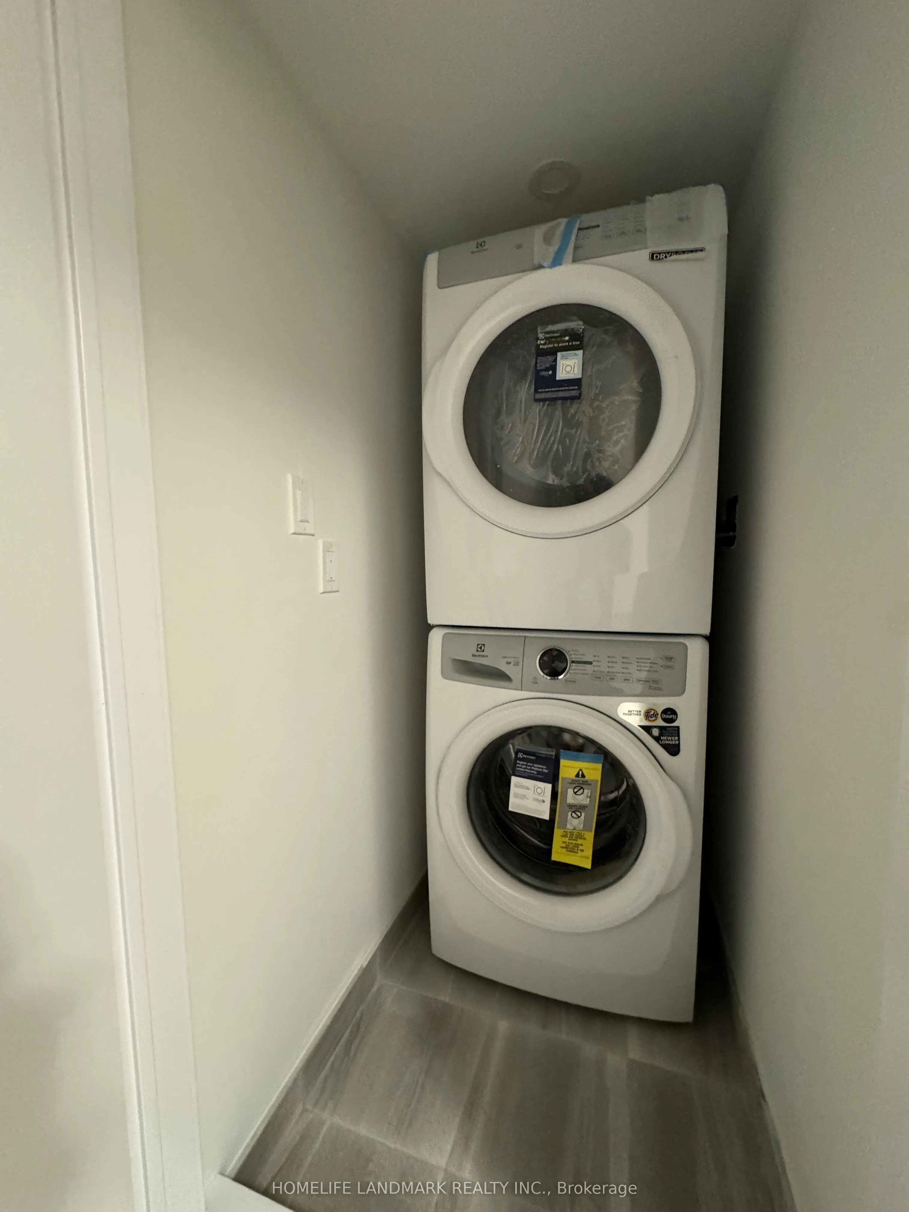 1865 Pickering Parkway, ##208