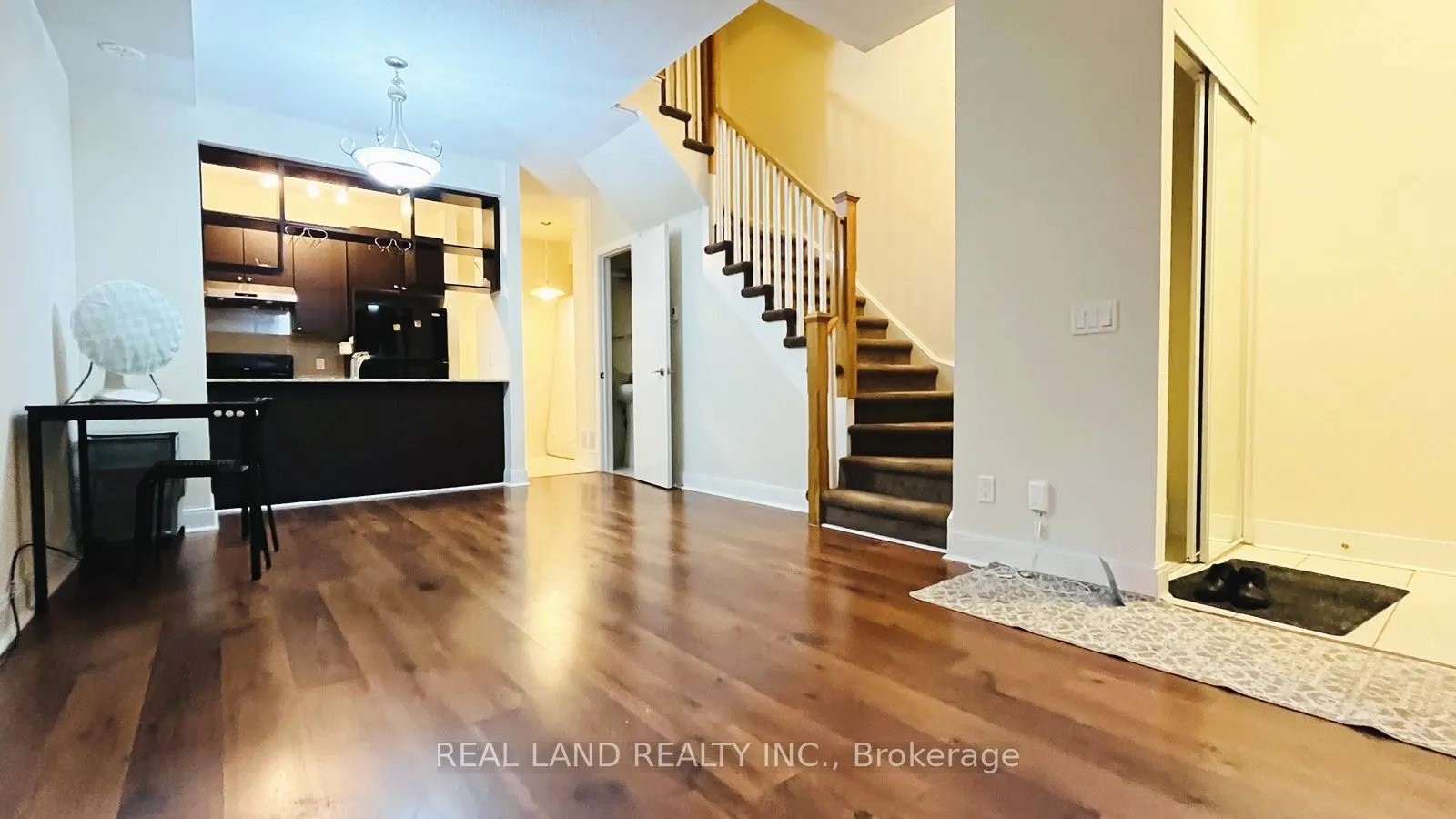 310 Village Green Square E, #11