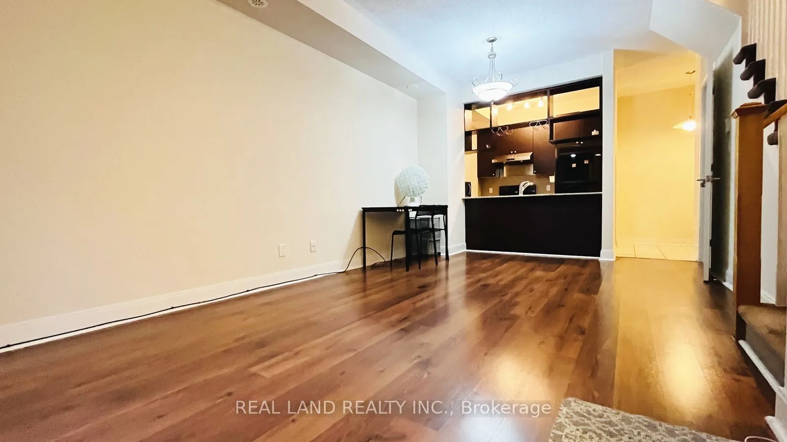 310 Village Green Square E, #11