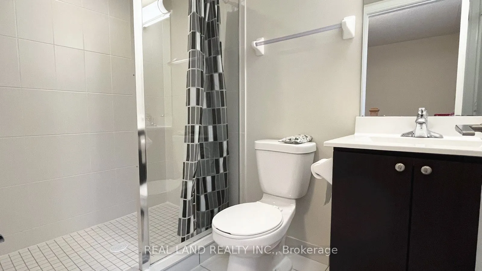 310 Village Green Square E, #11