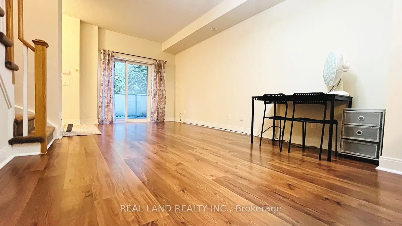 310 Village Green Square E, #11