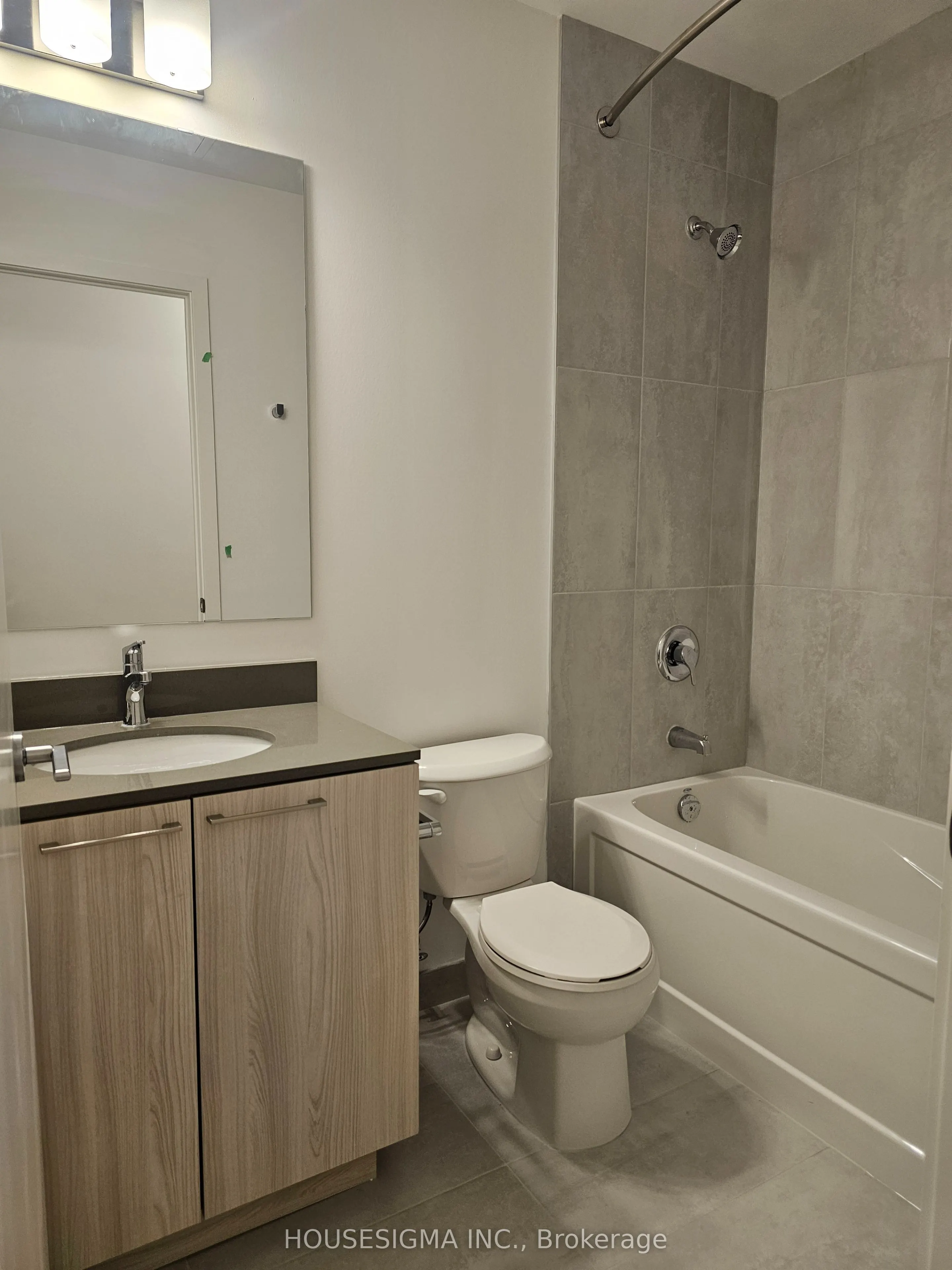 7437 Kingston Road, #112