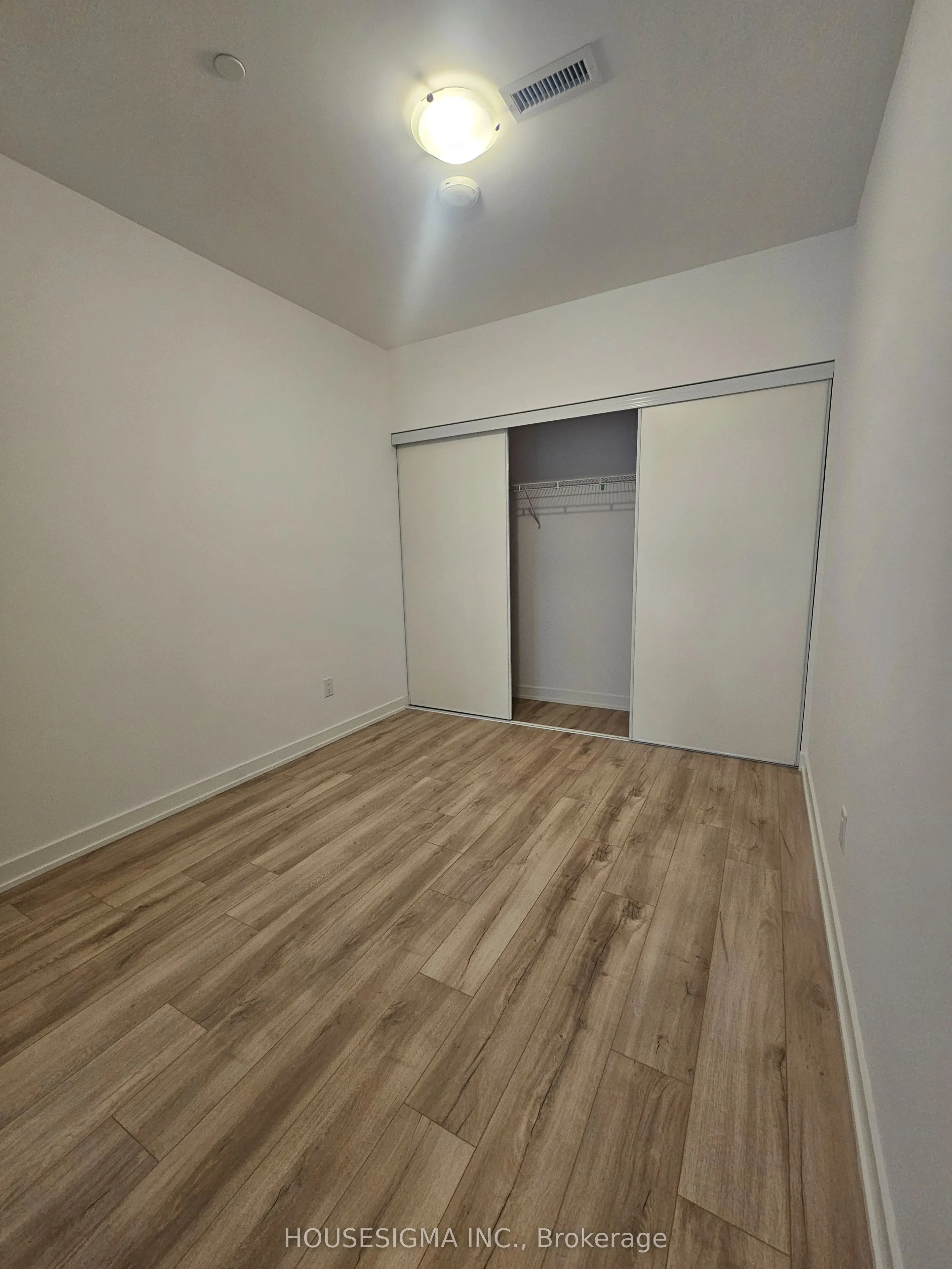 7437 Kingston Road, #112