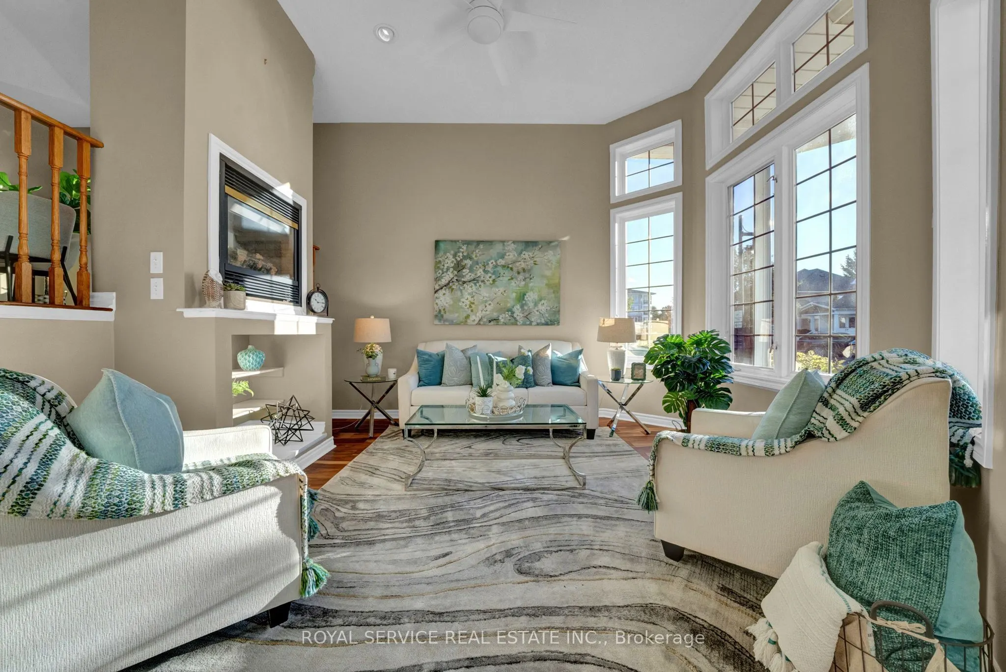 86 Carveth Crescent