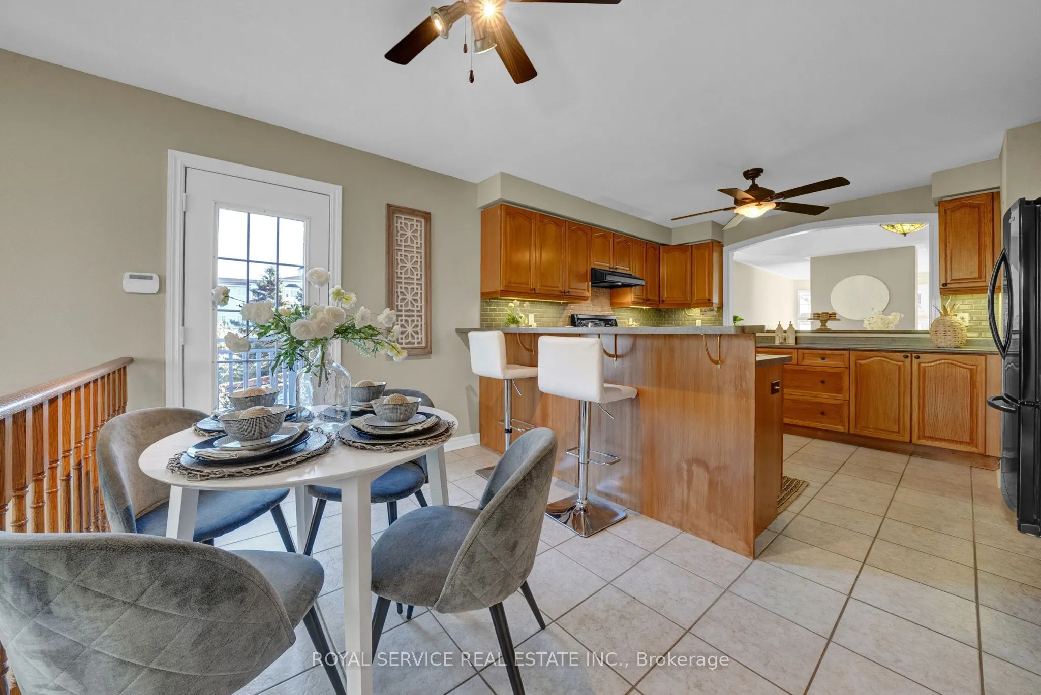 86 Carveth Crescent