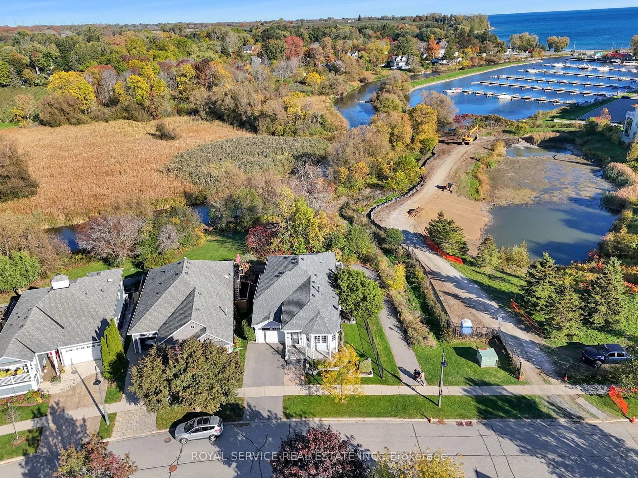 86 Carveth Crescent