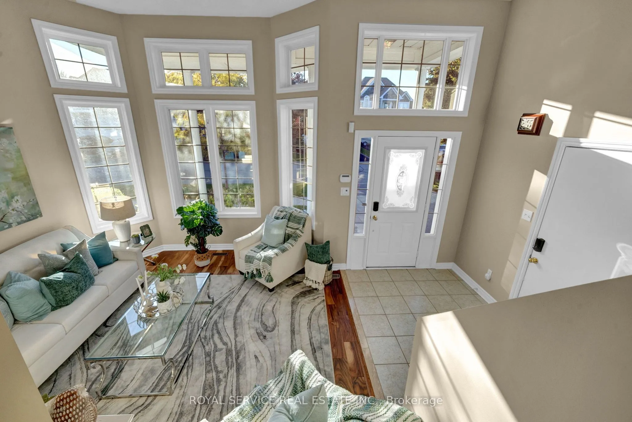 86 Carveth Crescent
