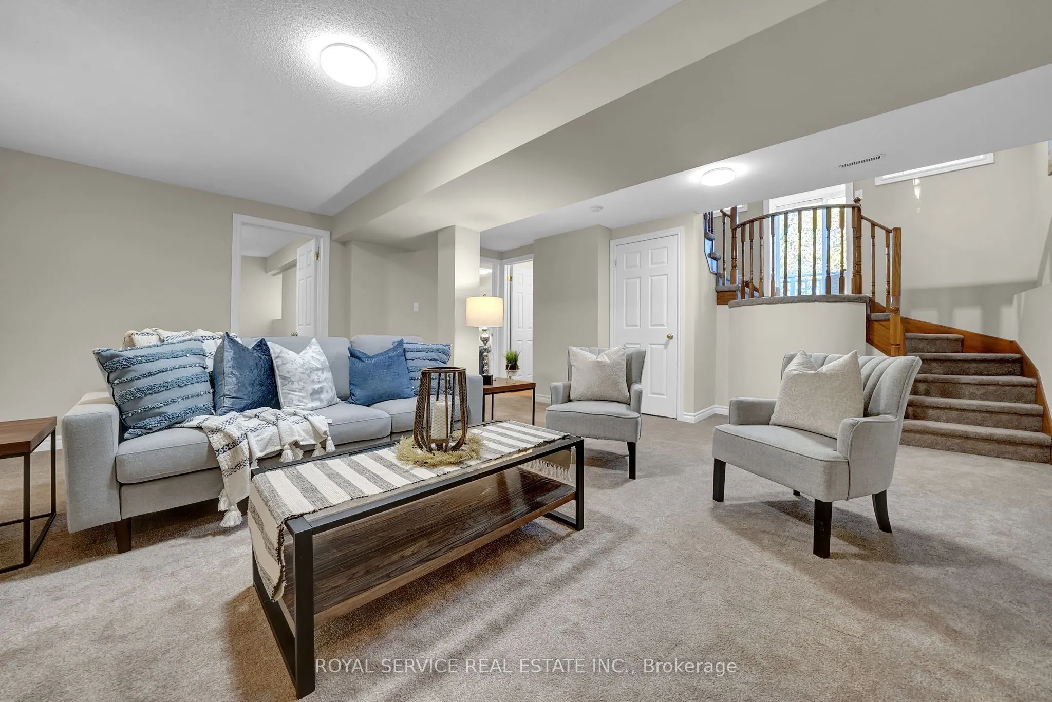 86 Carveth Crescent