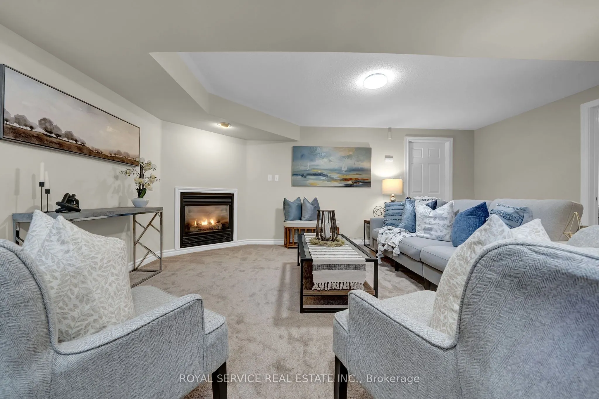 86 Carveth Crescent