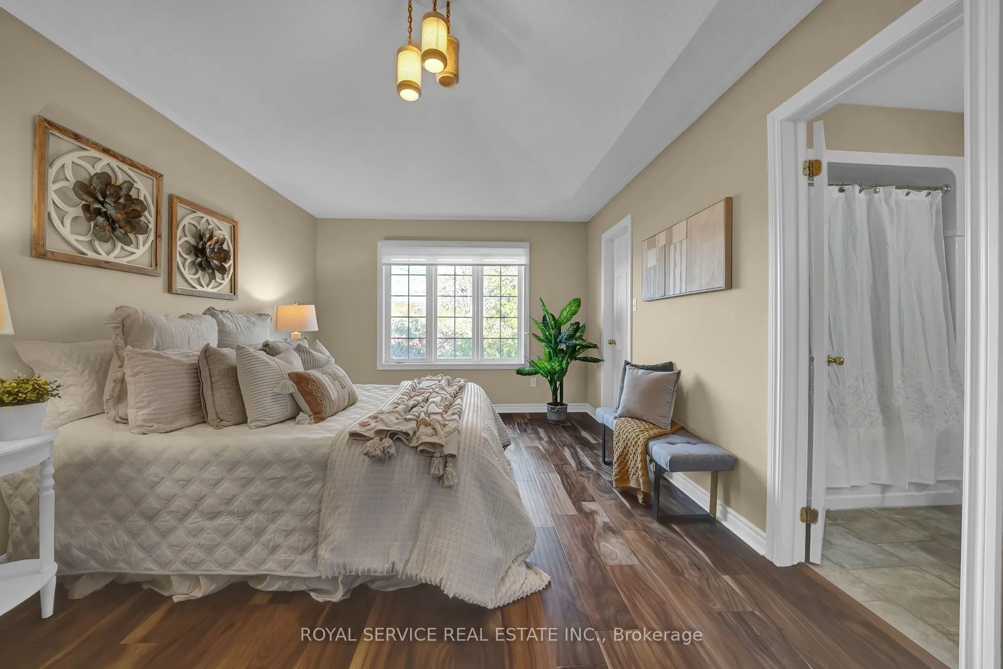 86 Carveth Crescent