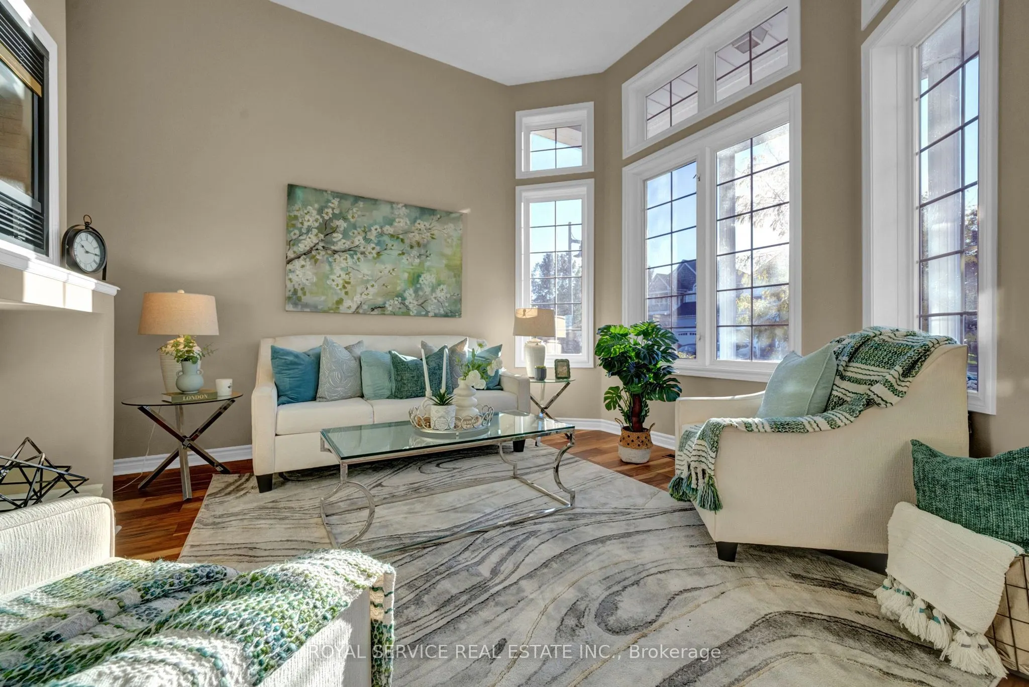 86 Carveth Crescent