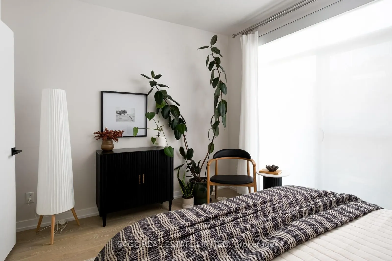 1321 Gerrard Street E, #8